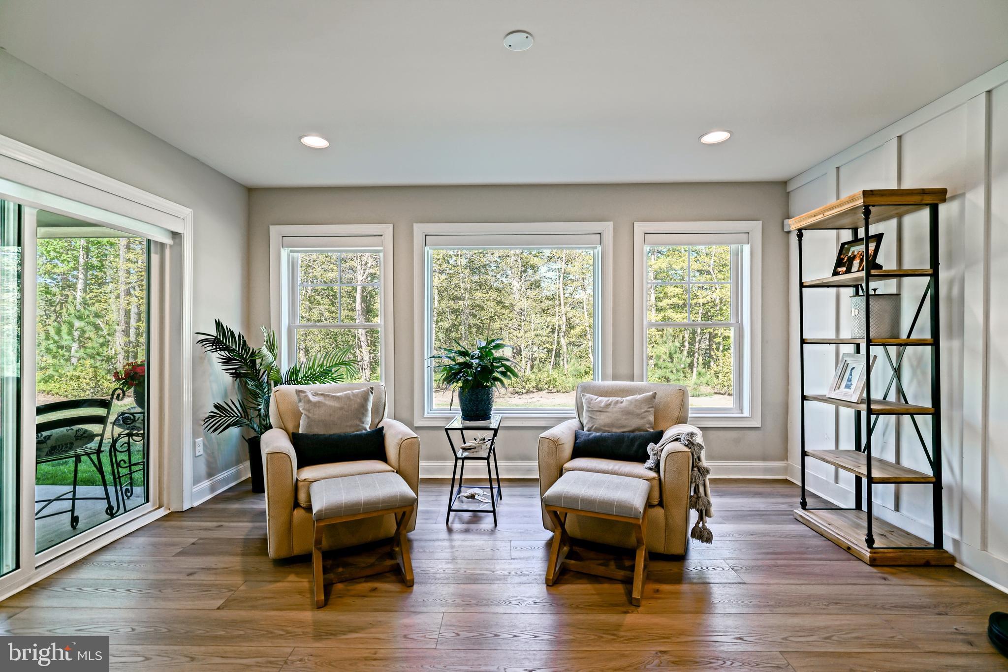 TIDEWATER LANDING - Residential