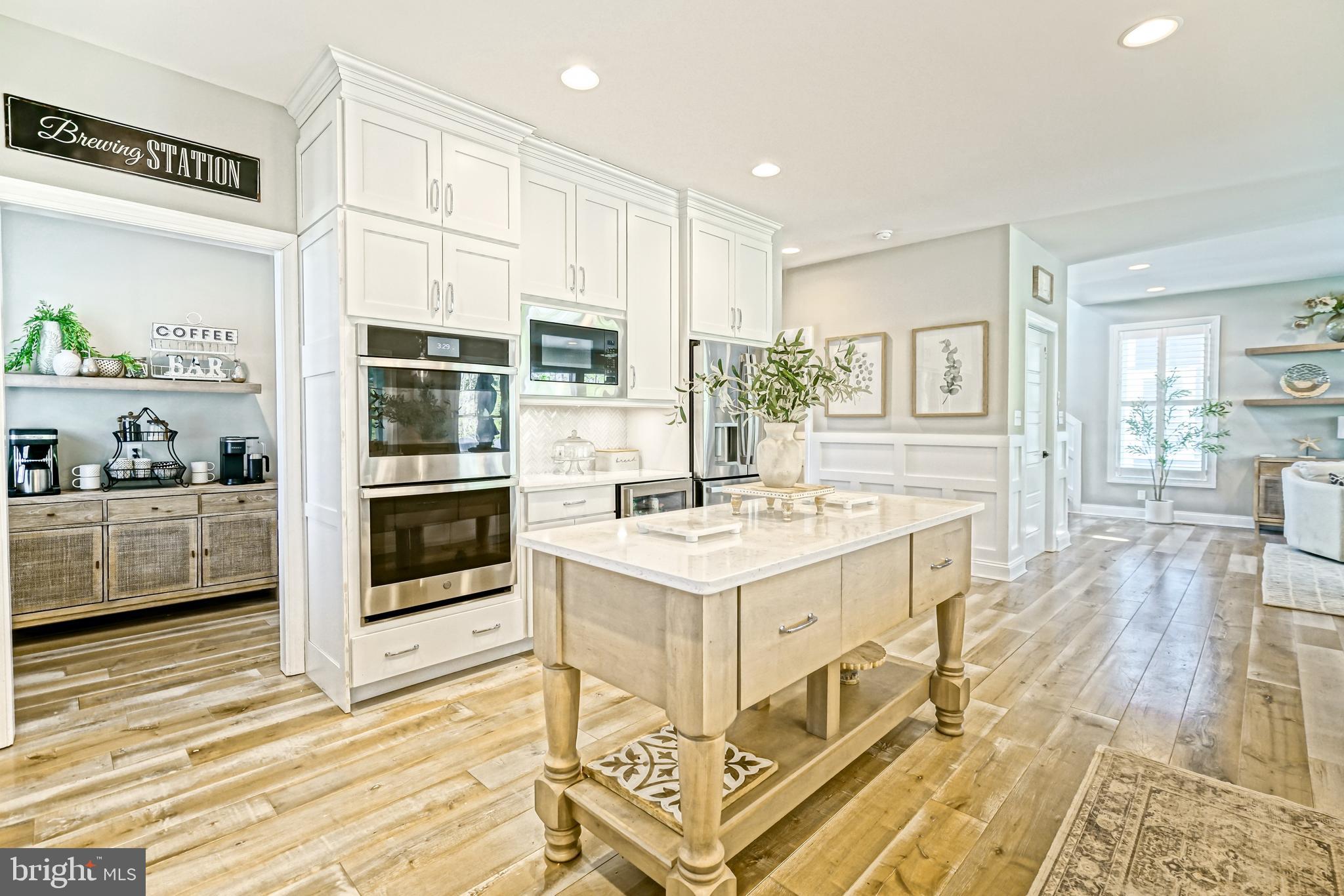 TIDEWATER LANDING - Residential