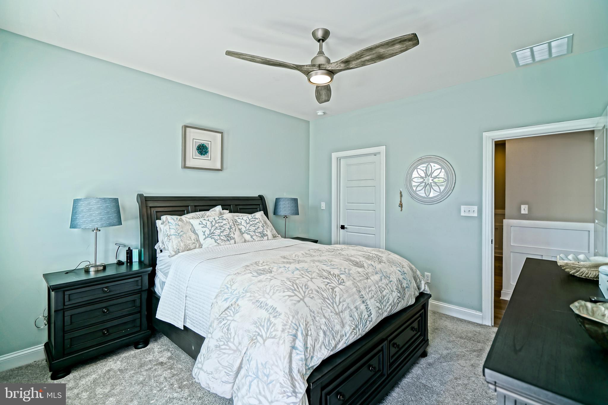 TIDEWATER LANDING - Residential