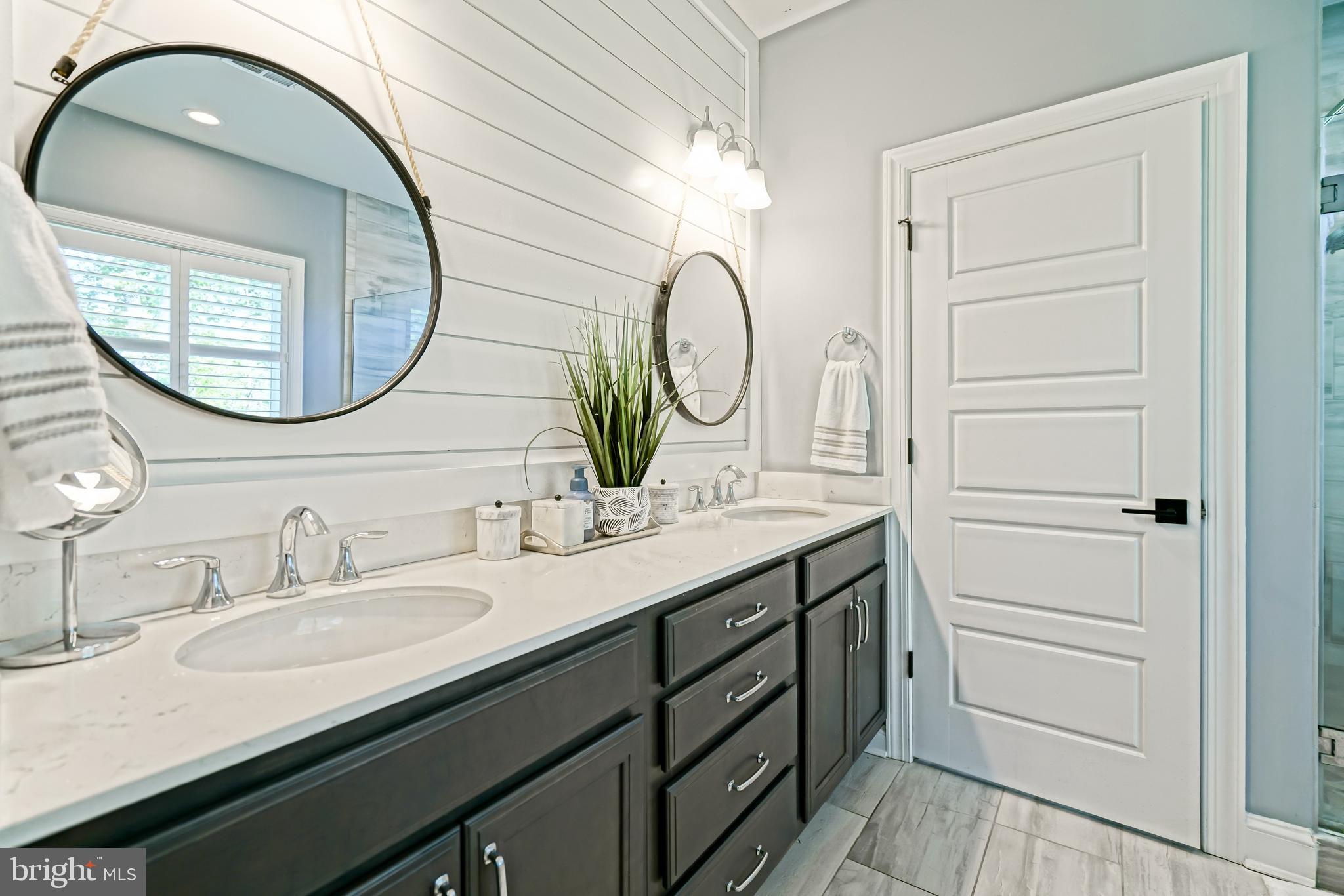 TIDEWATER LANDING - Residential