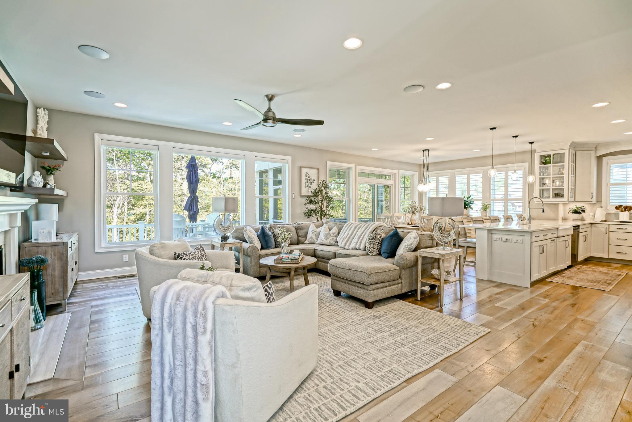 TIDEWATER LANDING - Residential