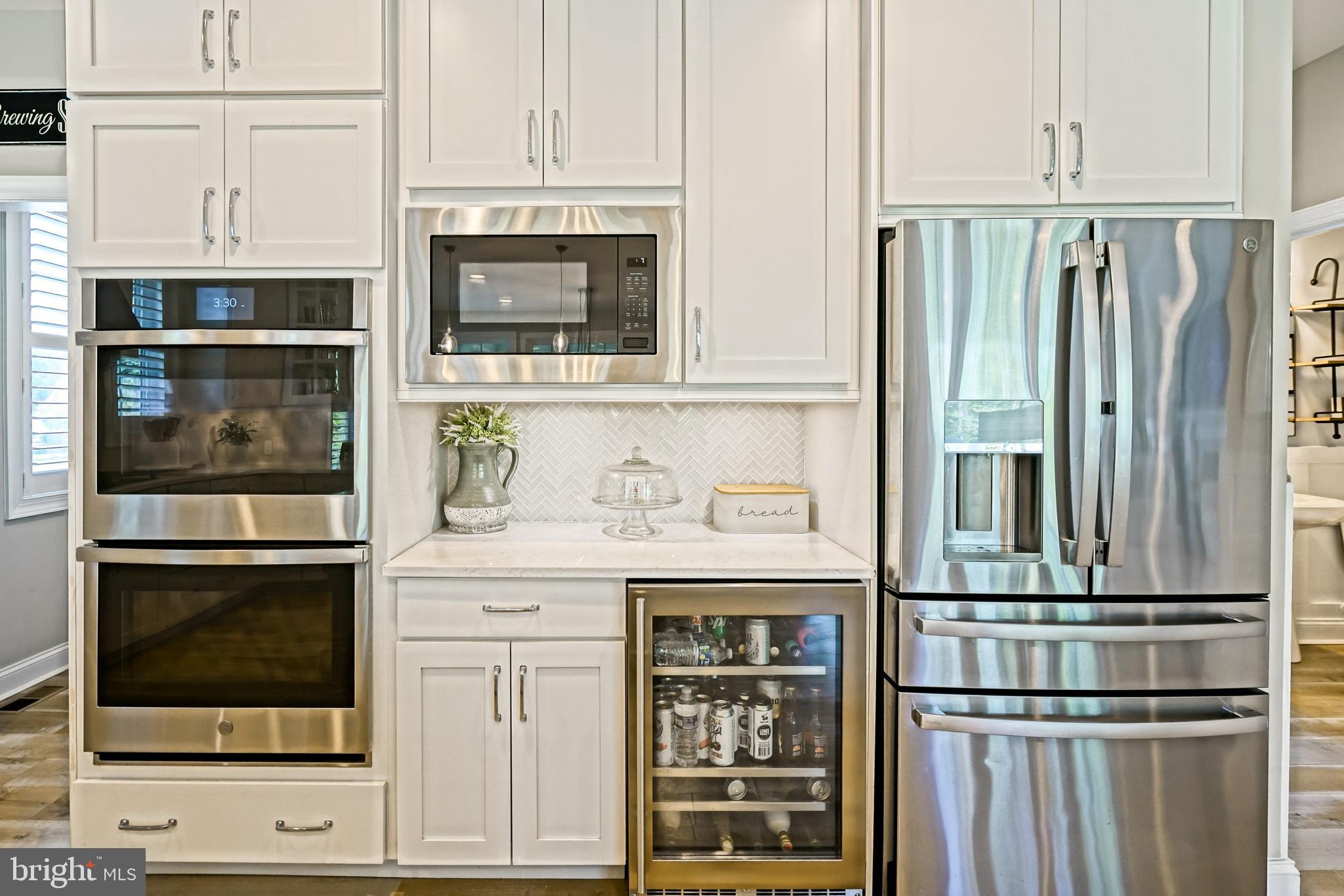 TIDEWATER LANDING - Residential