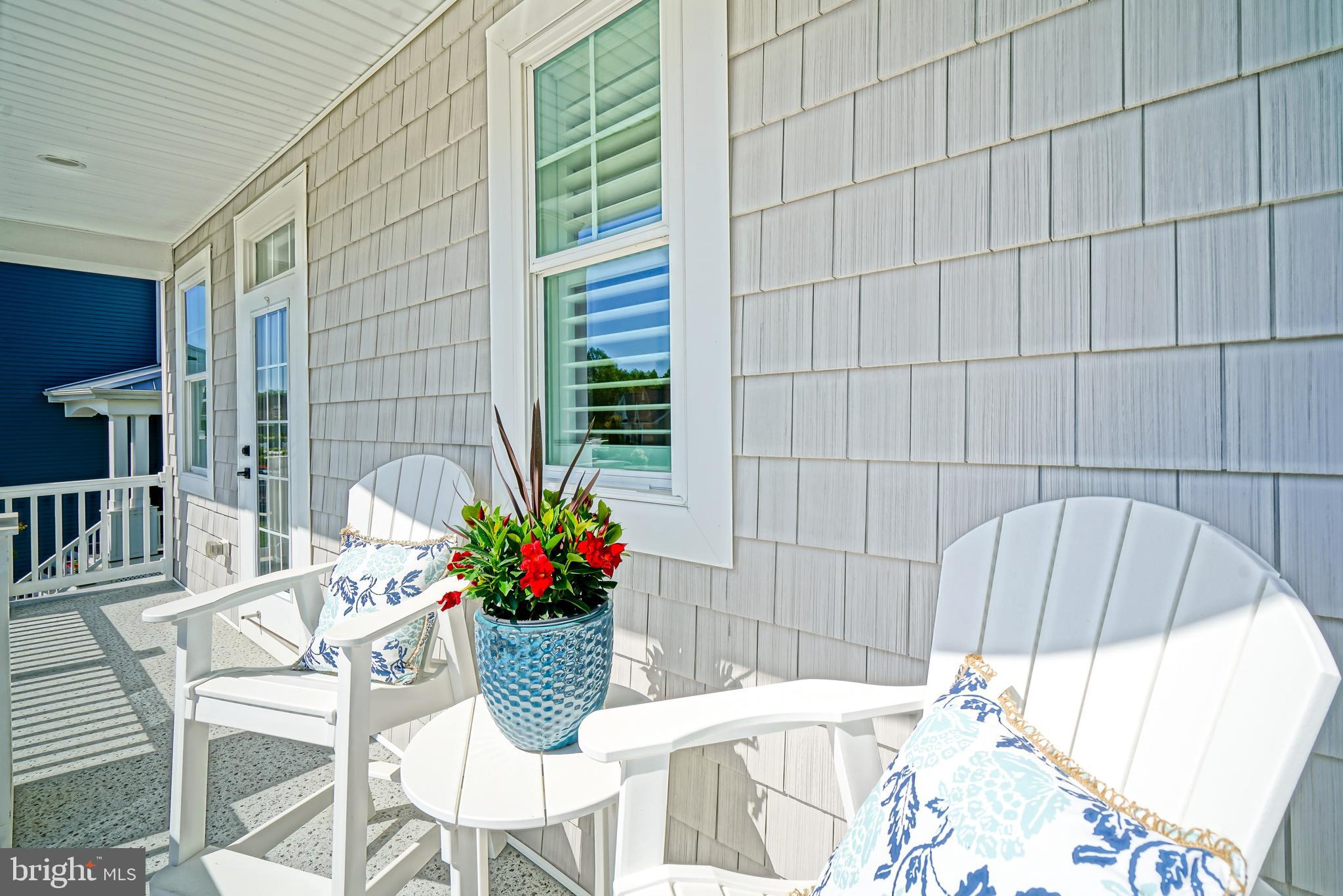 TIDEWATER LANDING - Residential