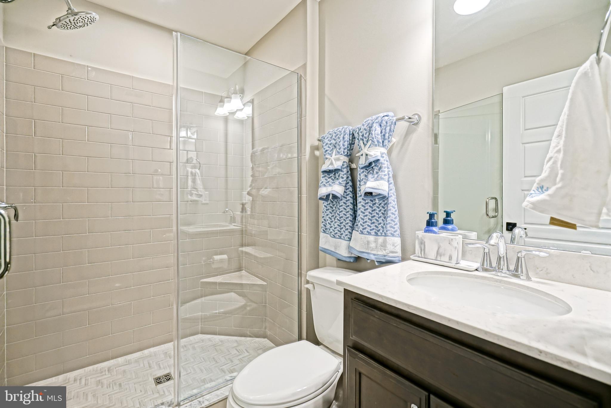 TIDEWATER LANDING - Residential