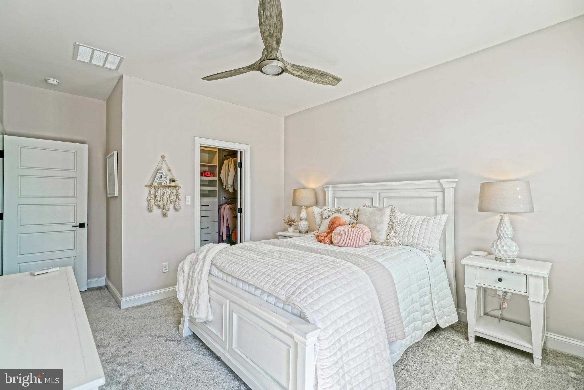 TIDEWATER LANDING - Residential