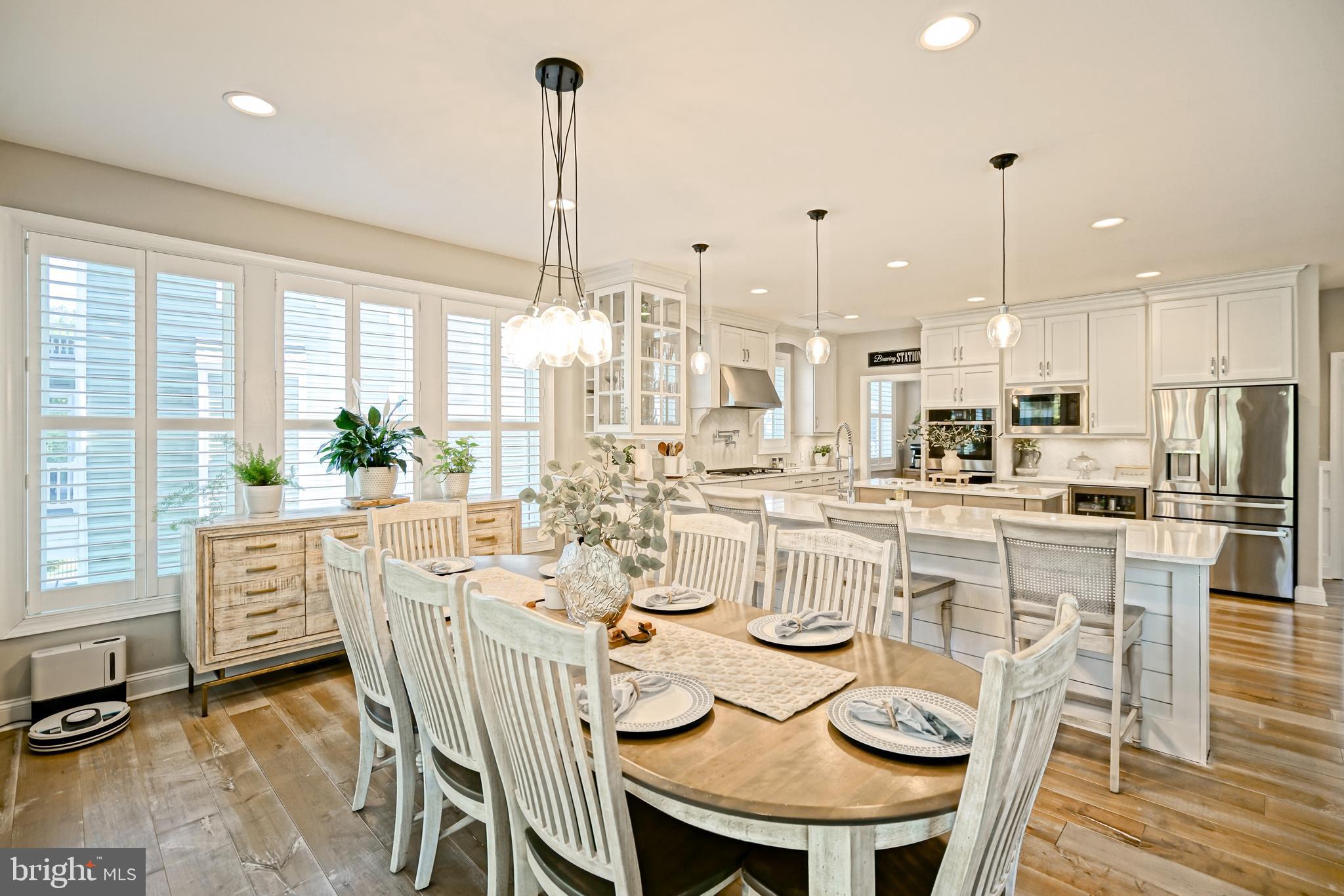 TIDEWATER LANDING - Residential