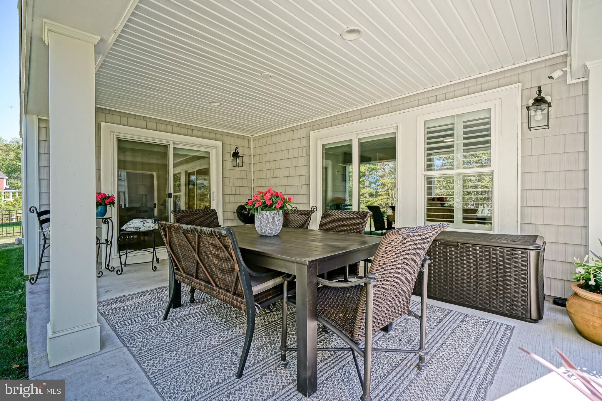 TIDEWATER LANDING - Residential