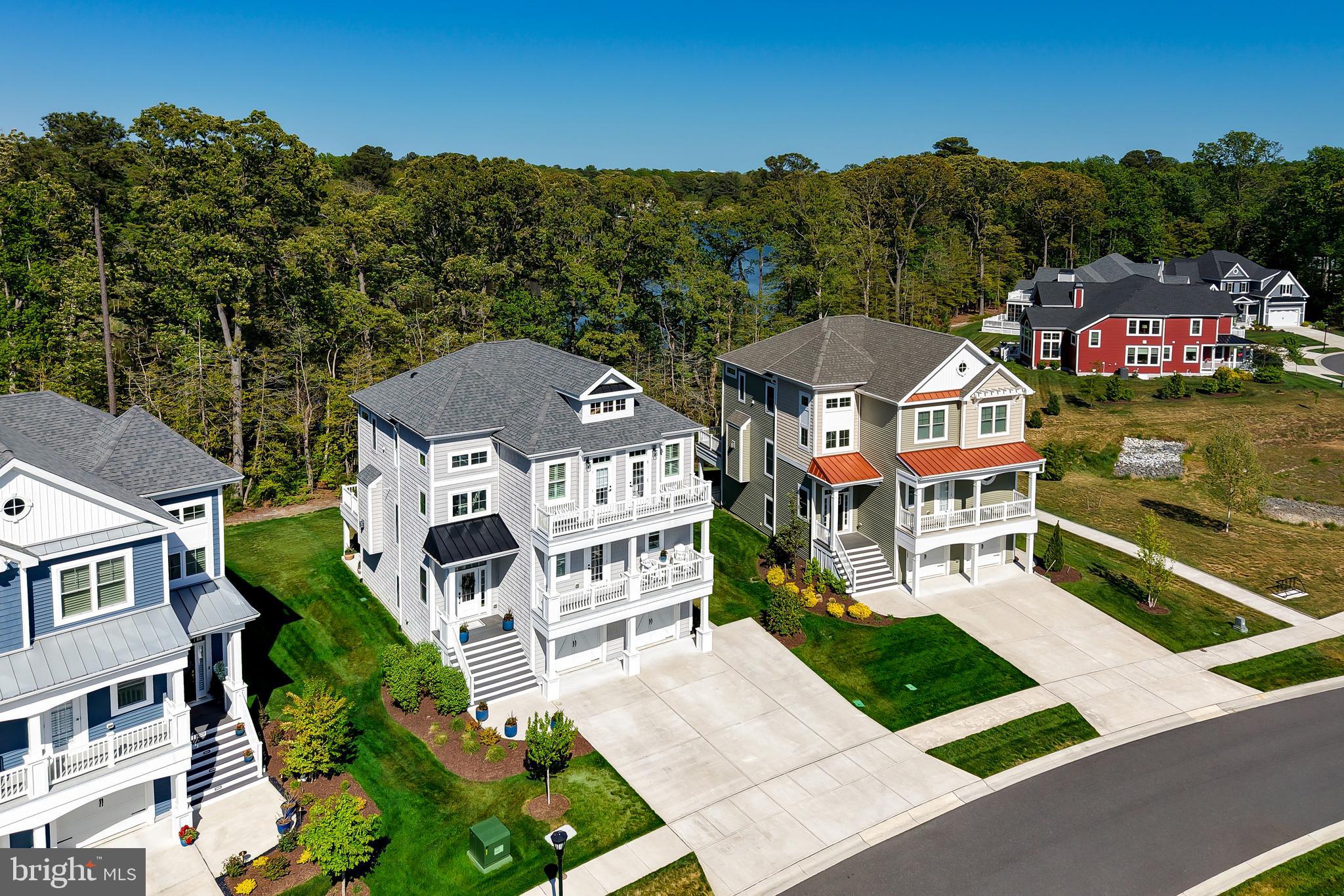 TIDEWATER LANDING - Residential