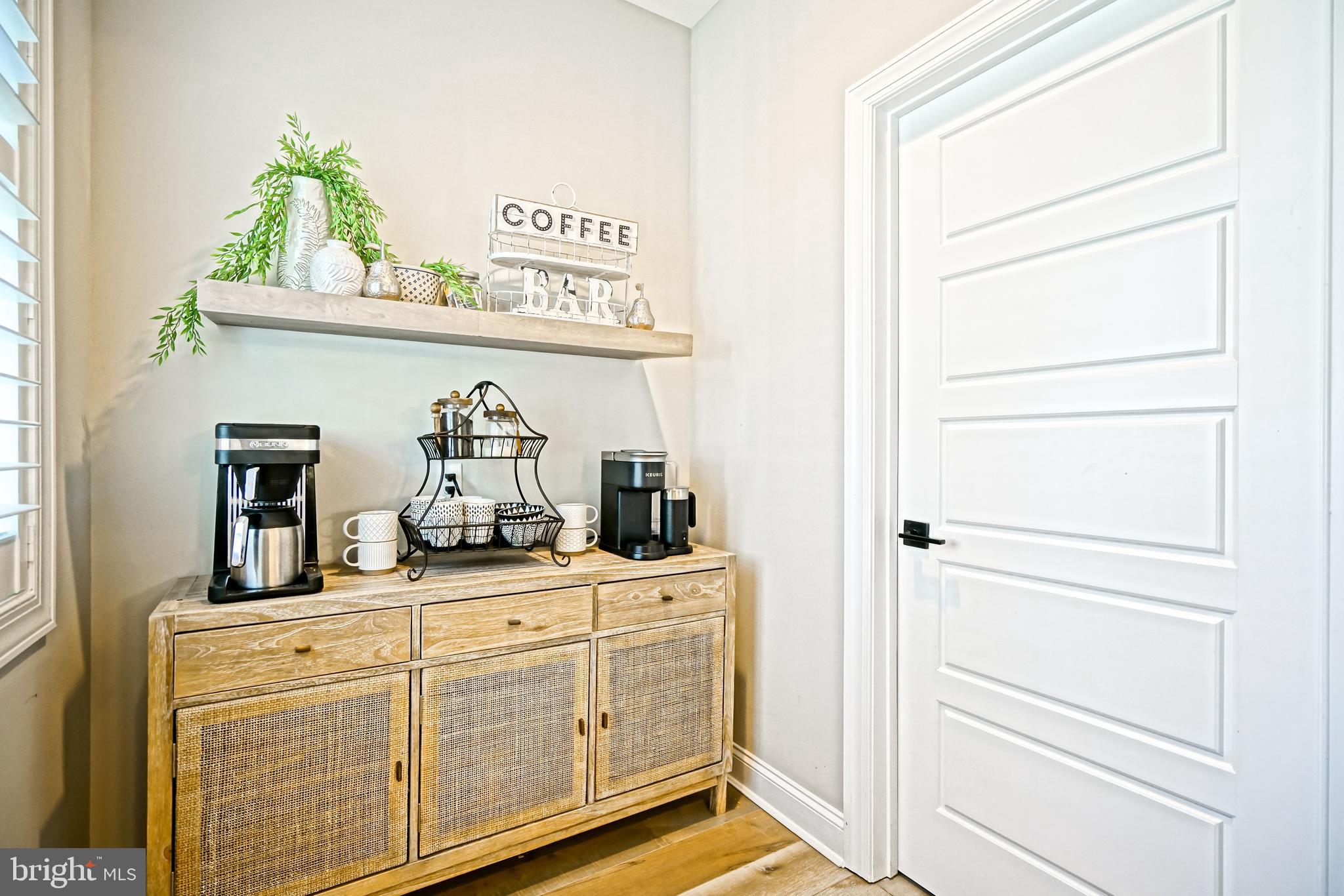 TIDEWATER LANDING - Residential