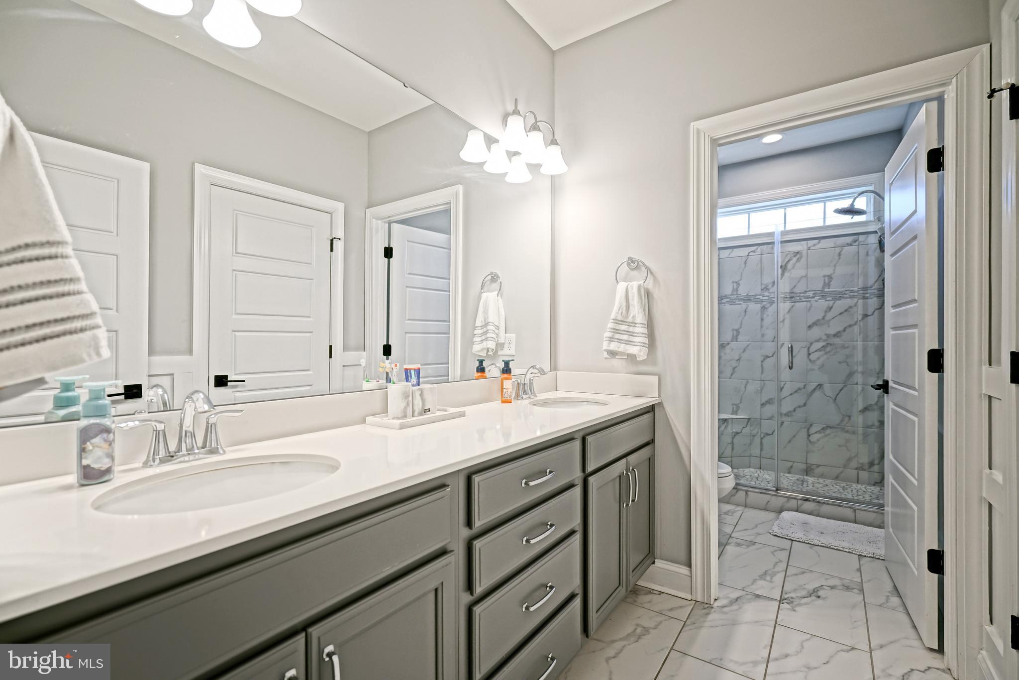 TIDEWATER LANDING - Residential