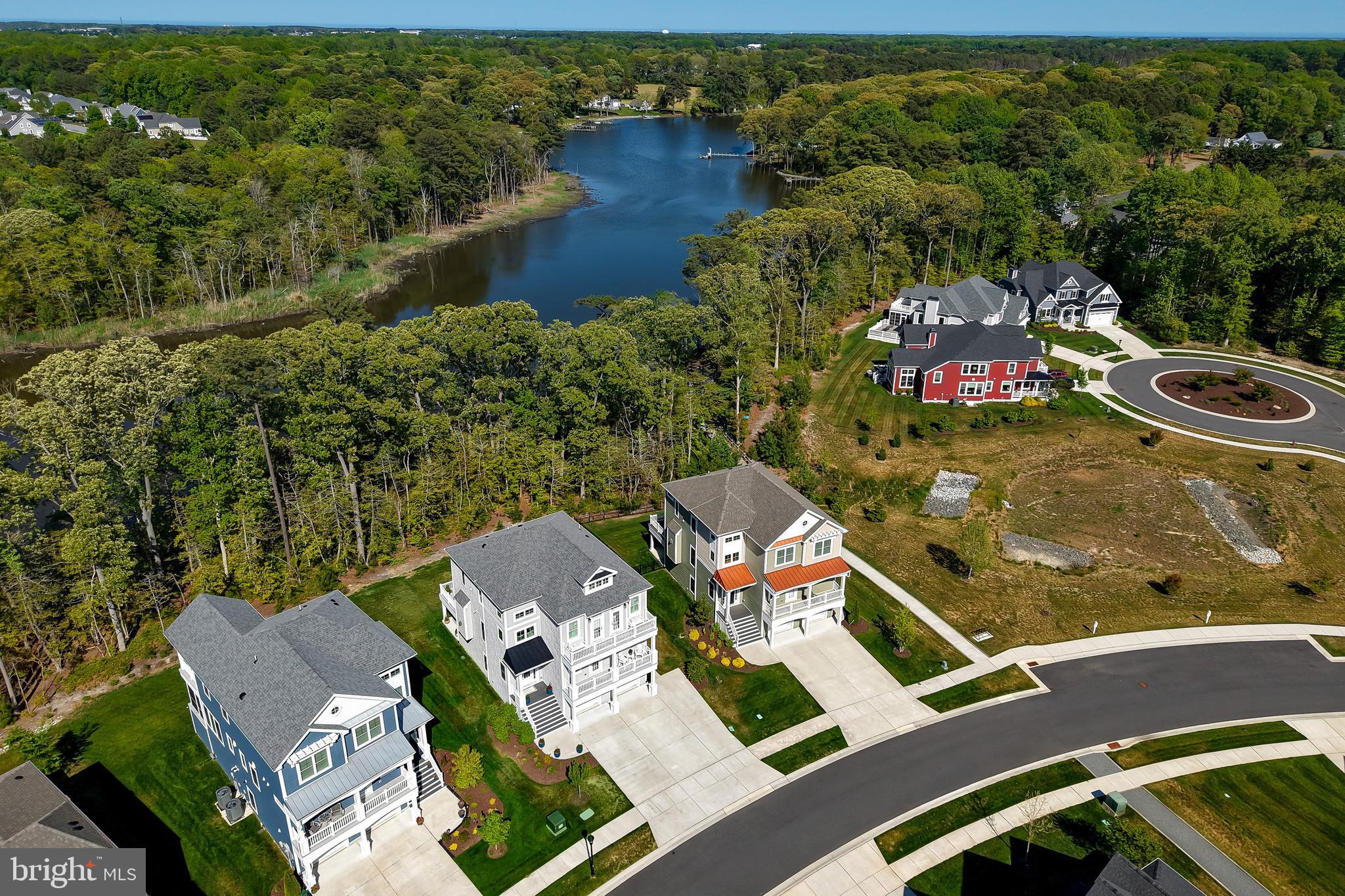 TIDEWATER LANDING - Residential