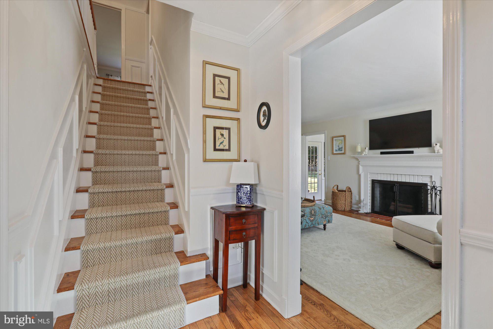 MAKEFIELD MANOR - Residential
