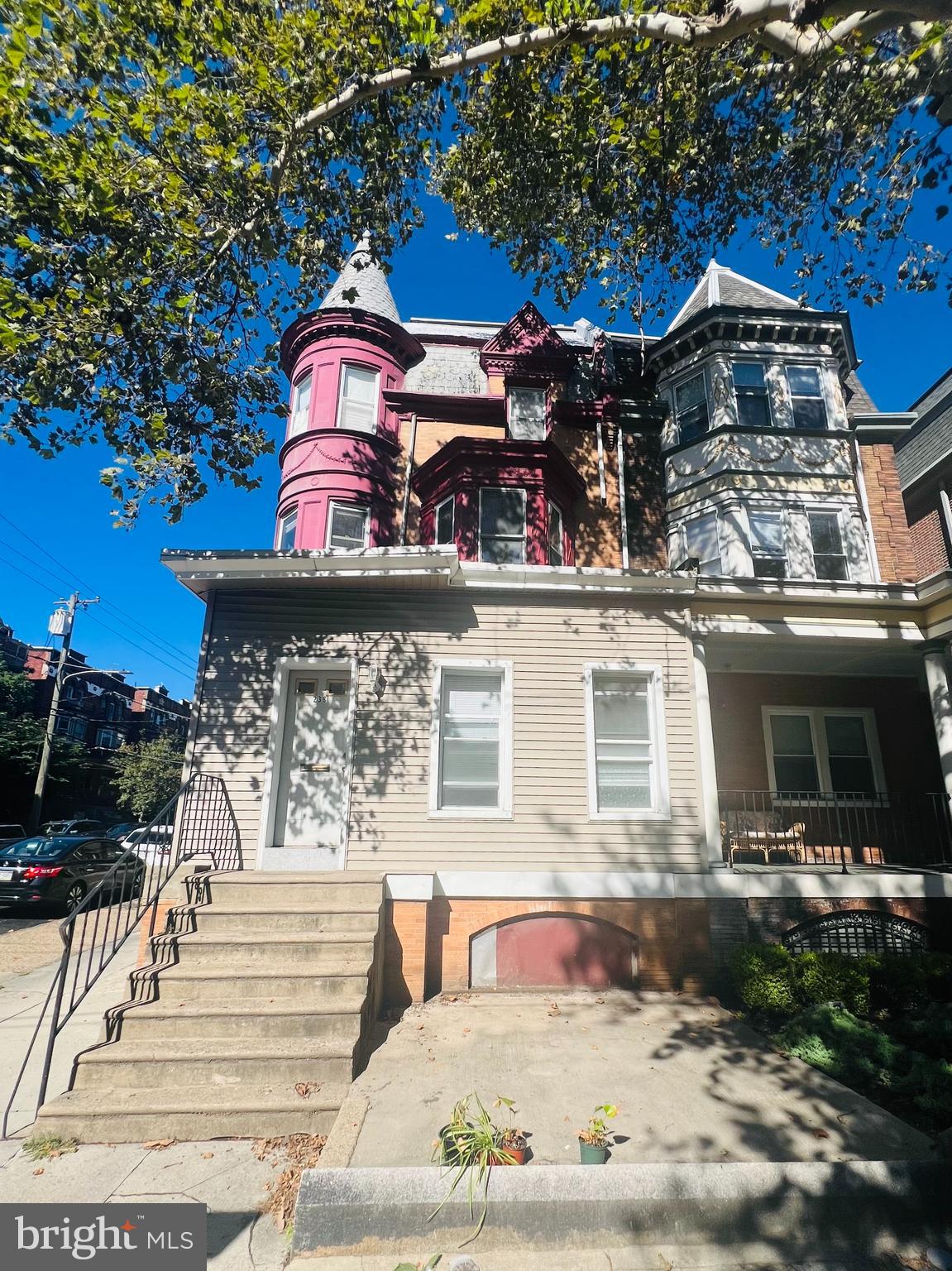 SPRUCE HILL - Residential Lease