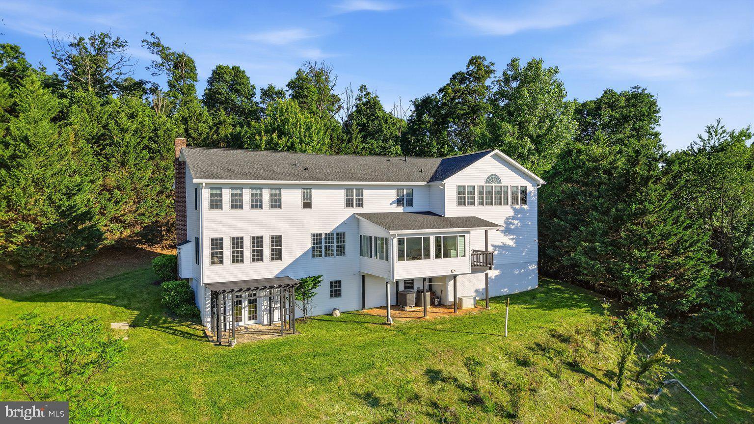 631 WREN LANE