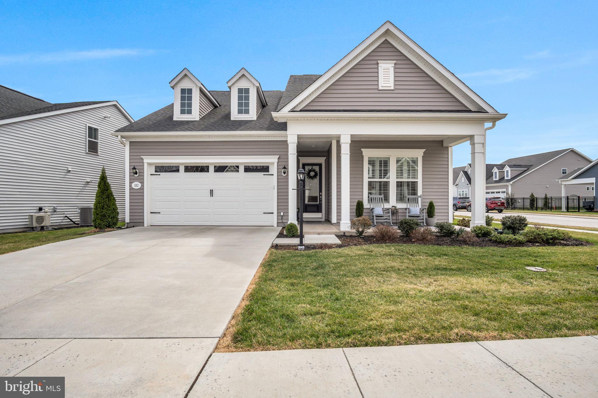 182 RUSTIC WOOD DRIVE