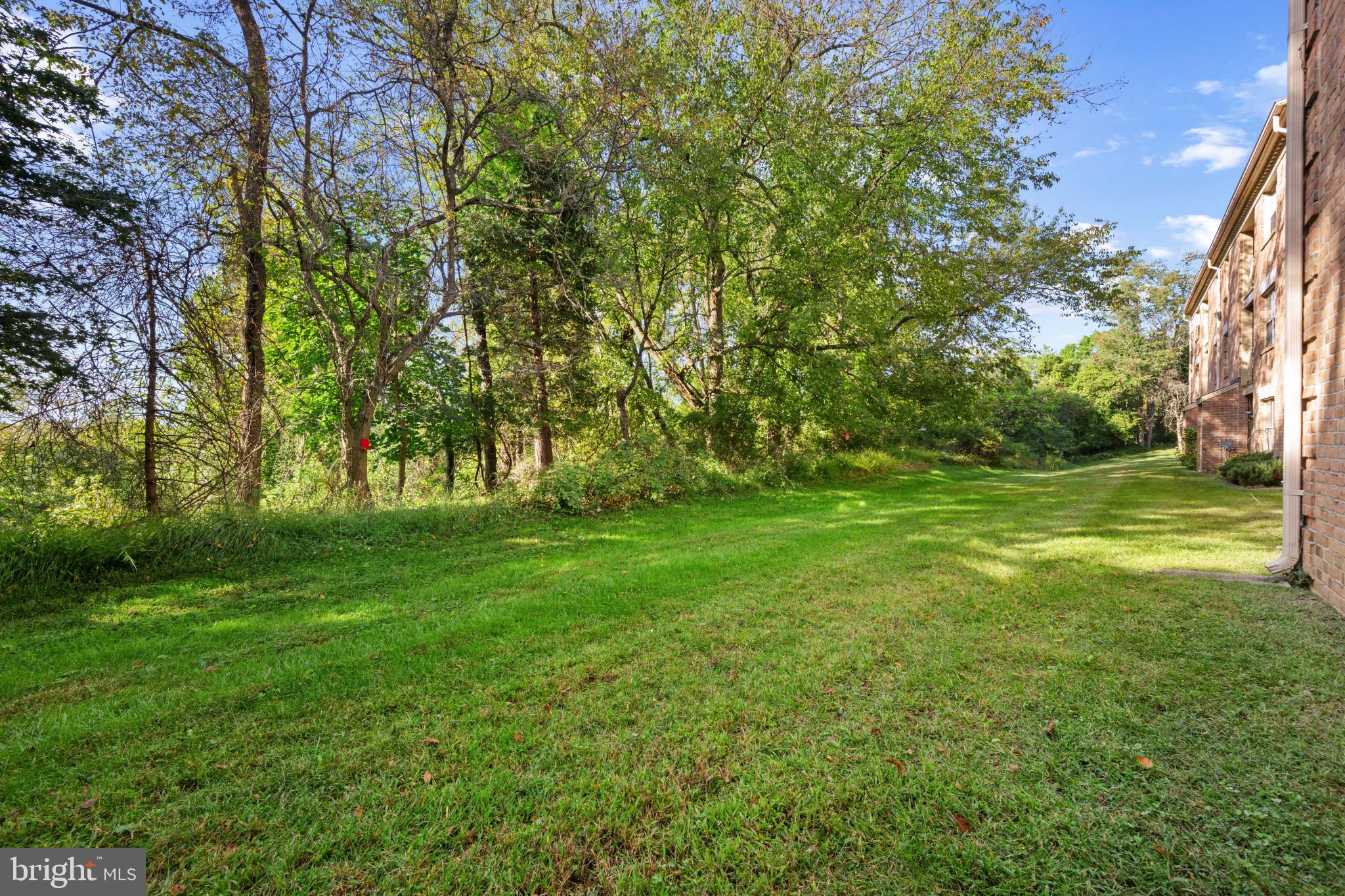 RAINFLOWER/LOVETON - Residential Lease