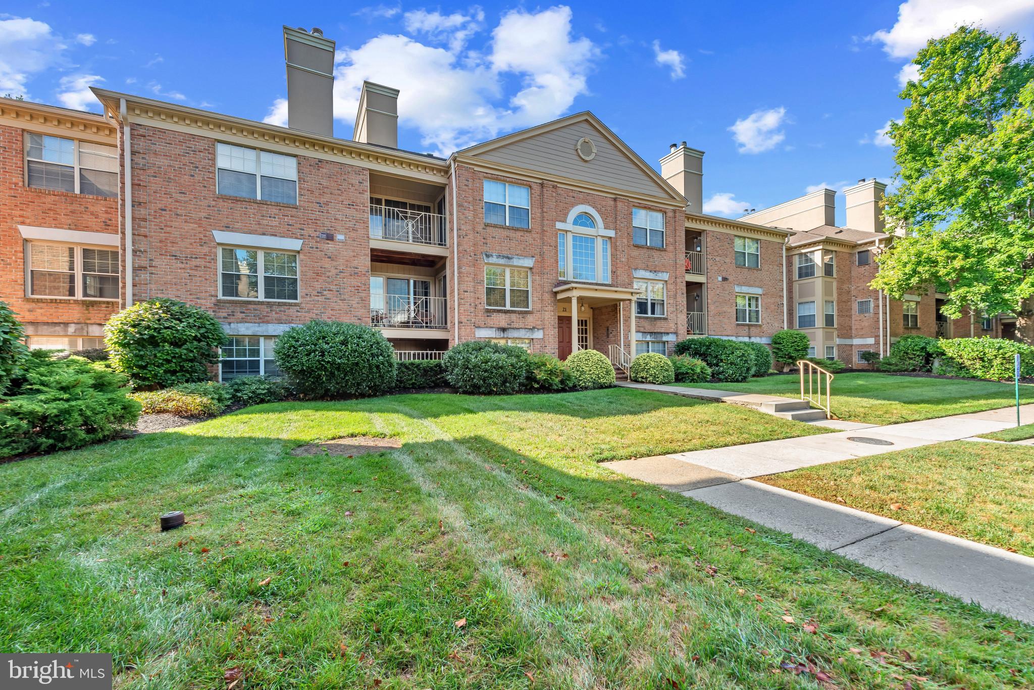 RAINFLOWER/LOVETON - Residential Lease