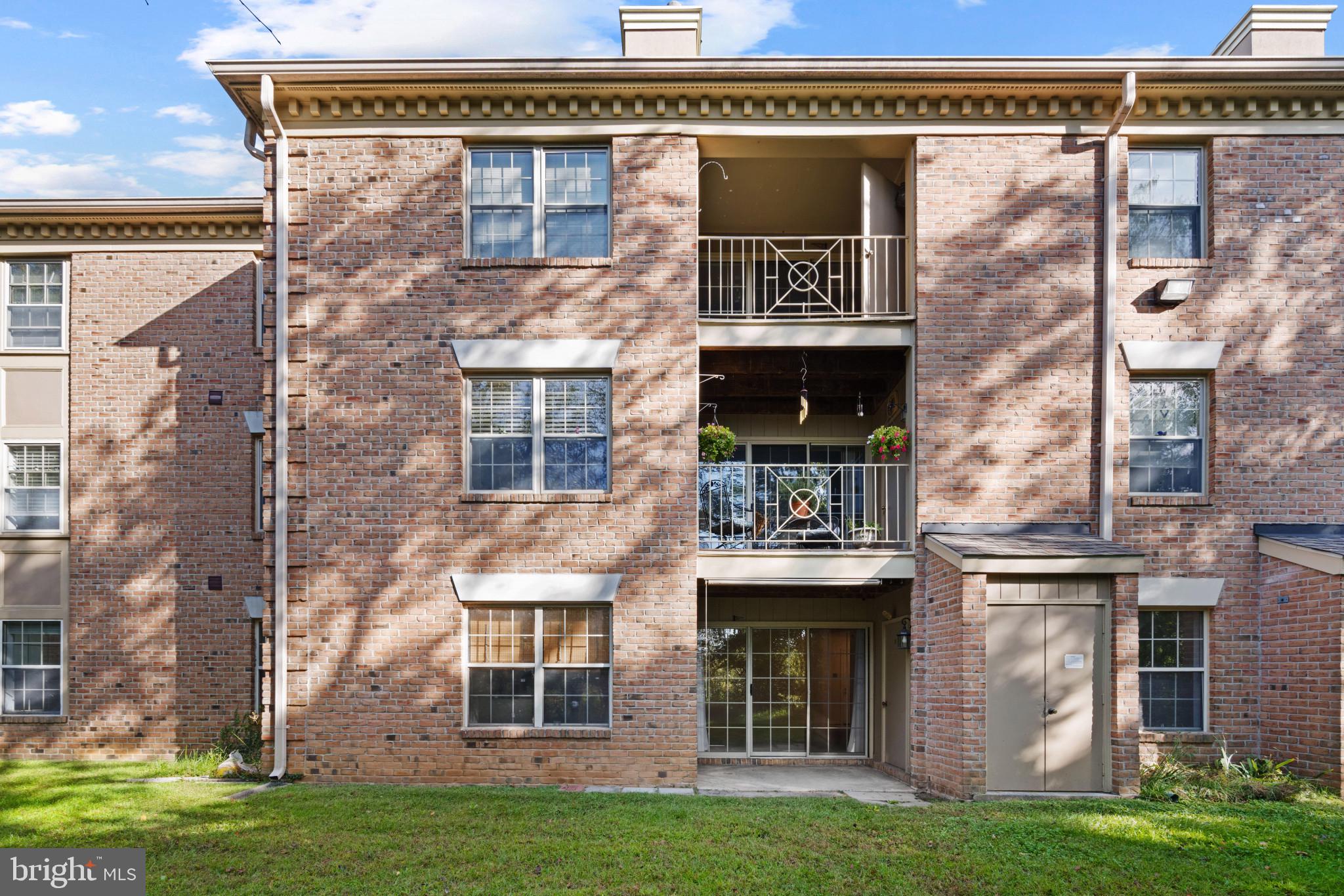 RAINFLOWER/LOVETON - Residential Lease