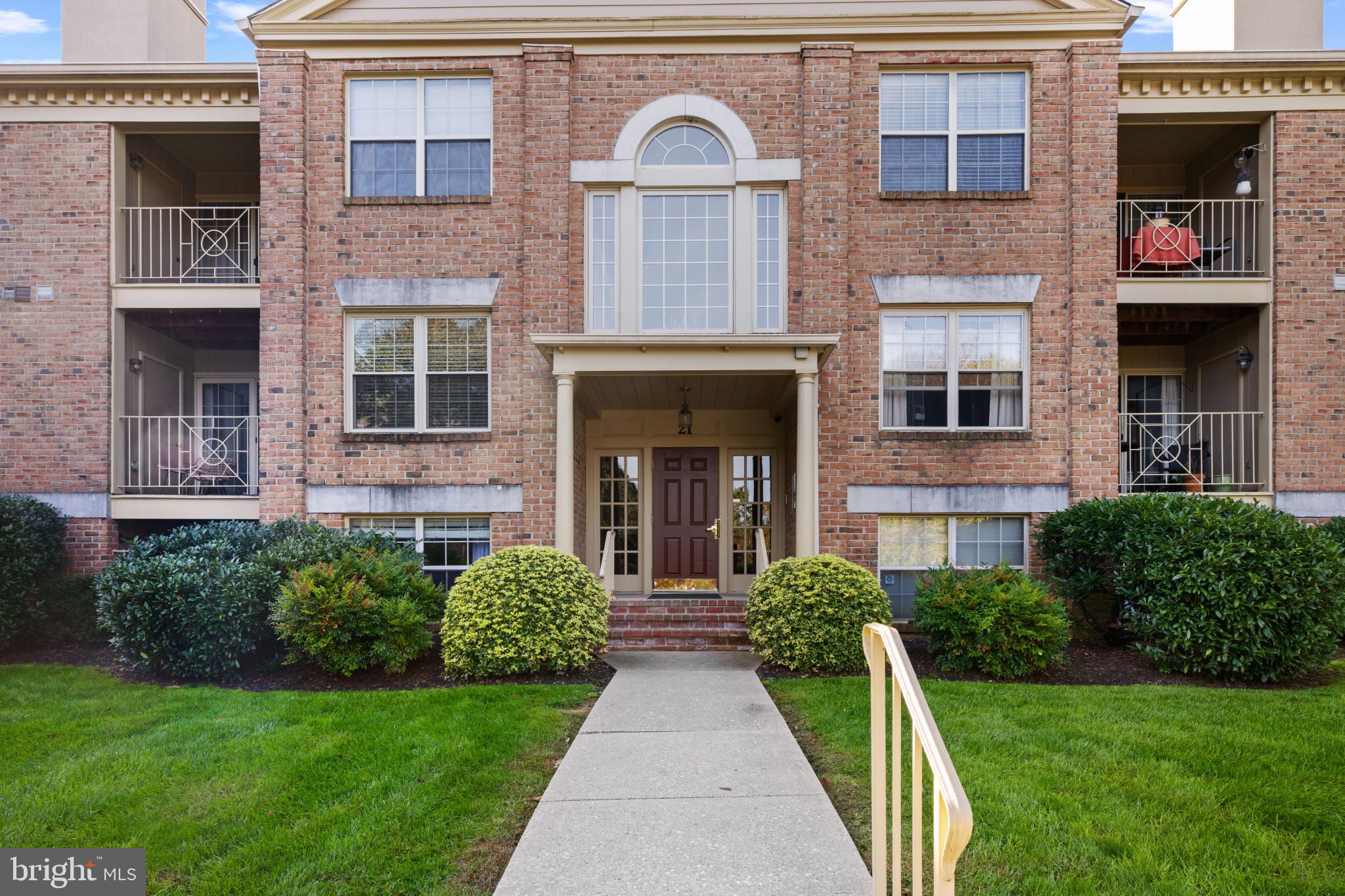 RAINFLOWER/LOVETON - Residential Lease