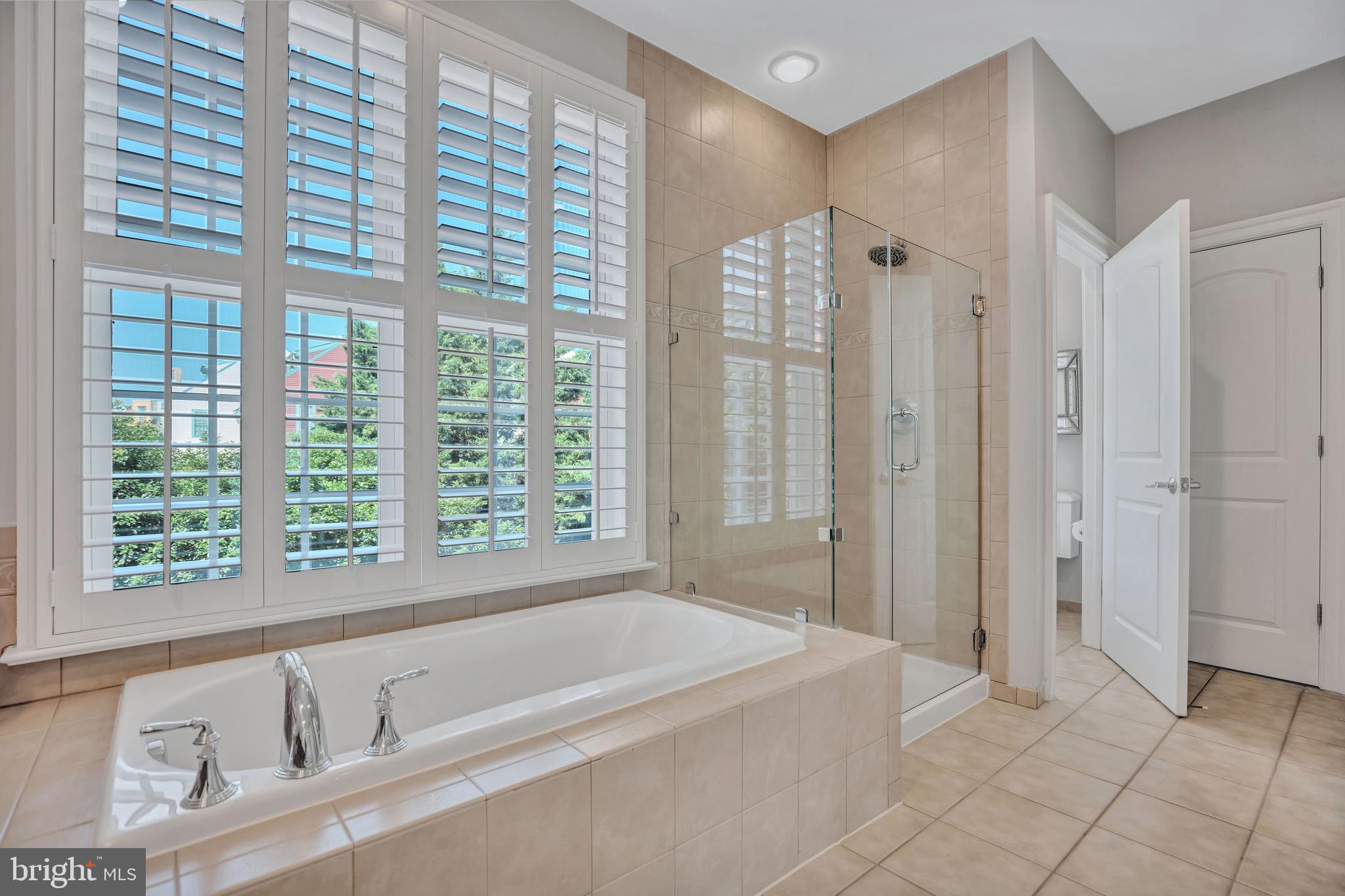 OLD TOWN COURT - Residential