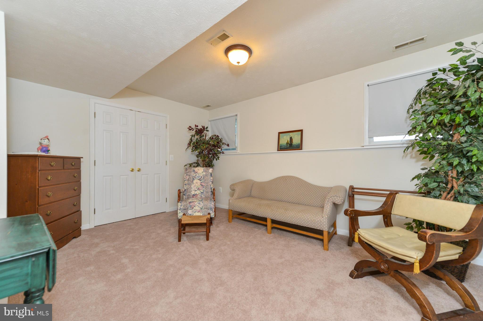 SUMMER HILL - Residential