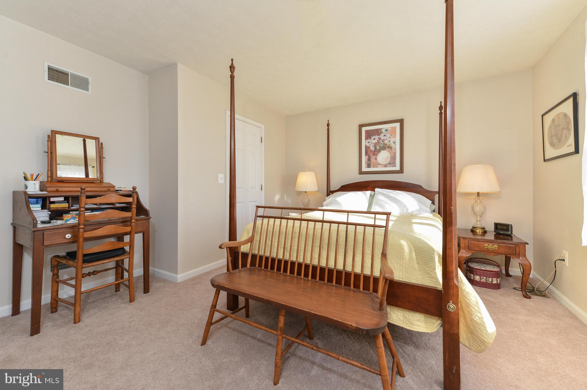 SUMMER HILL - Residential