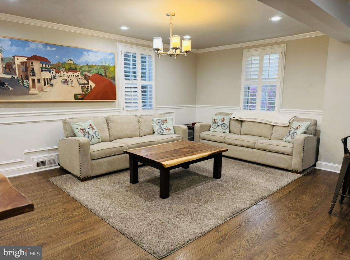 WEST TOWSON - Residential