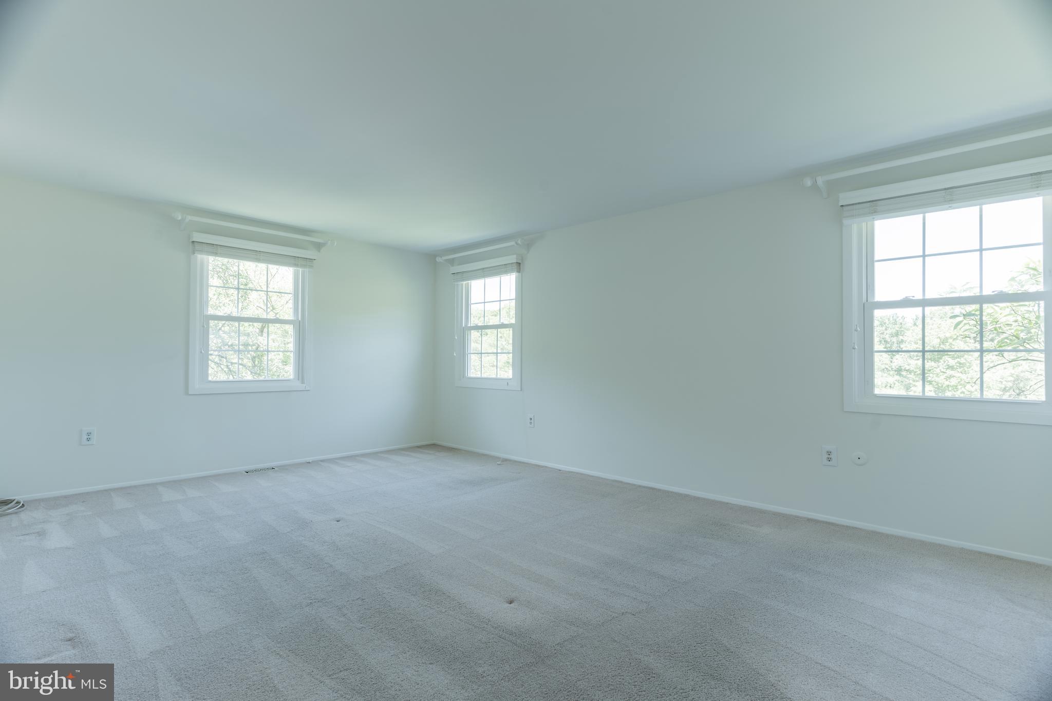 MONTPELIER - Residential