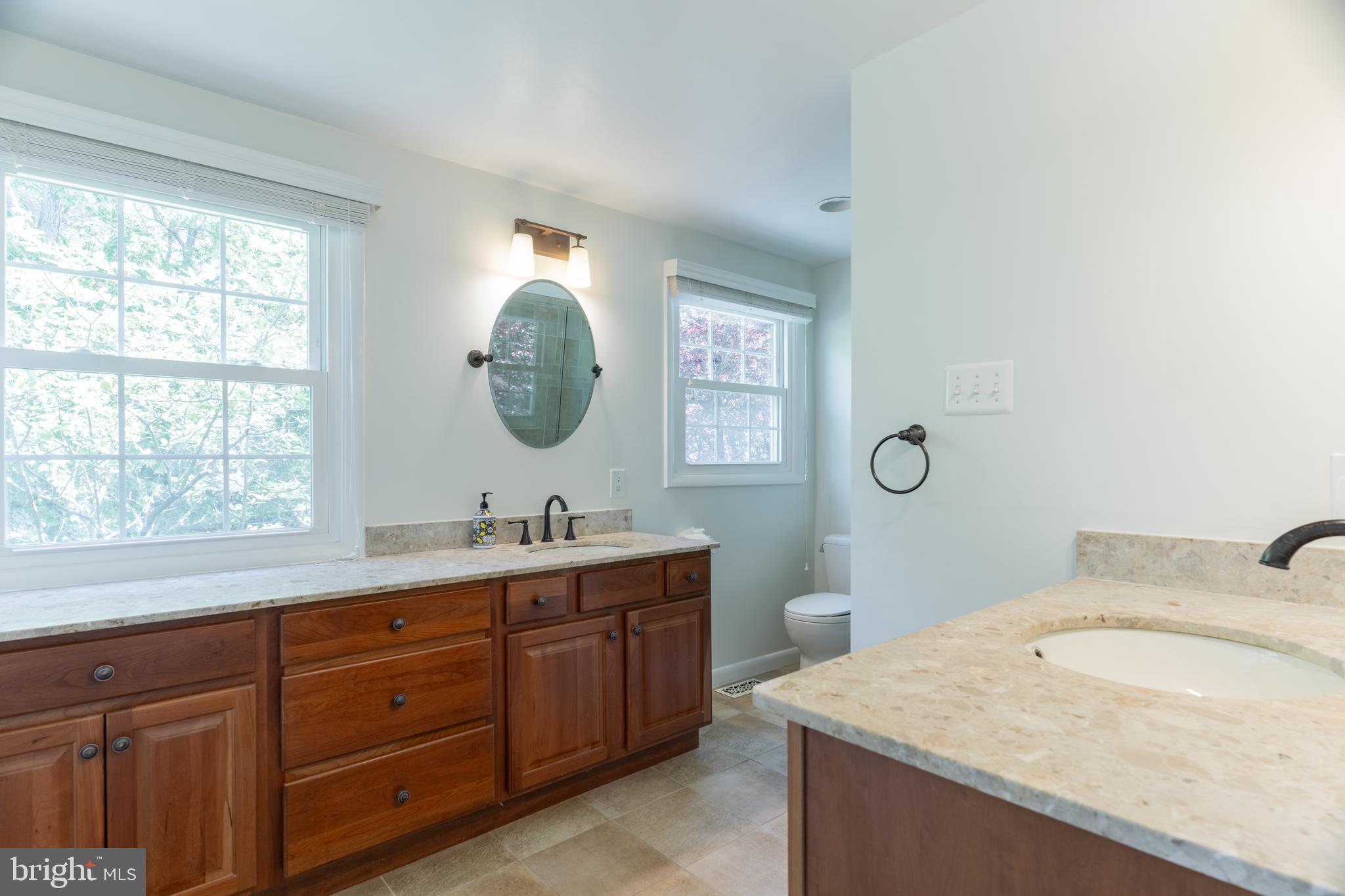 MONTPELIER - Residential