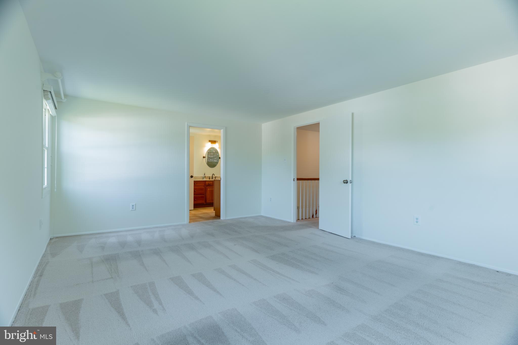 MONTPELIER - Residential