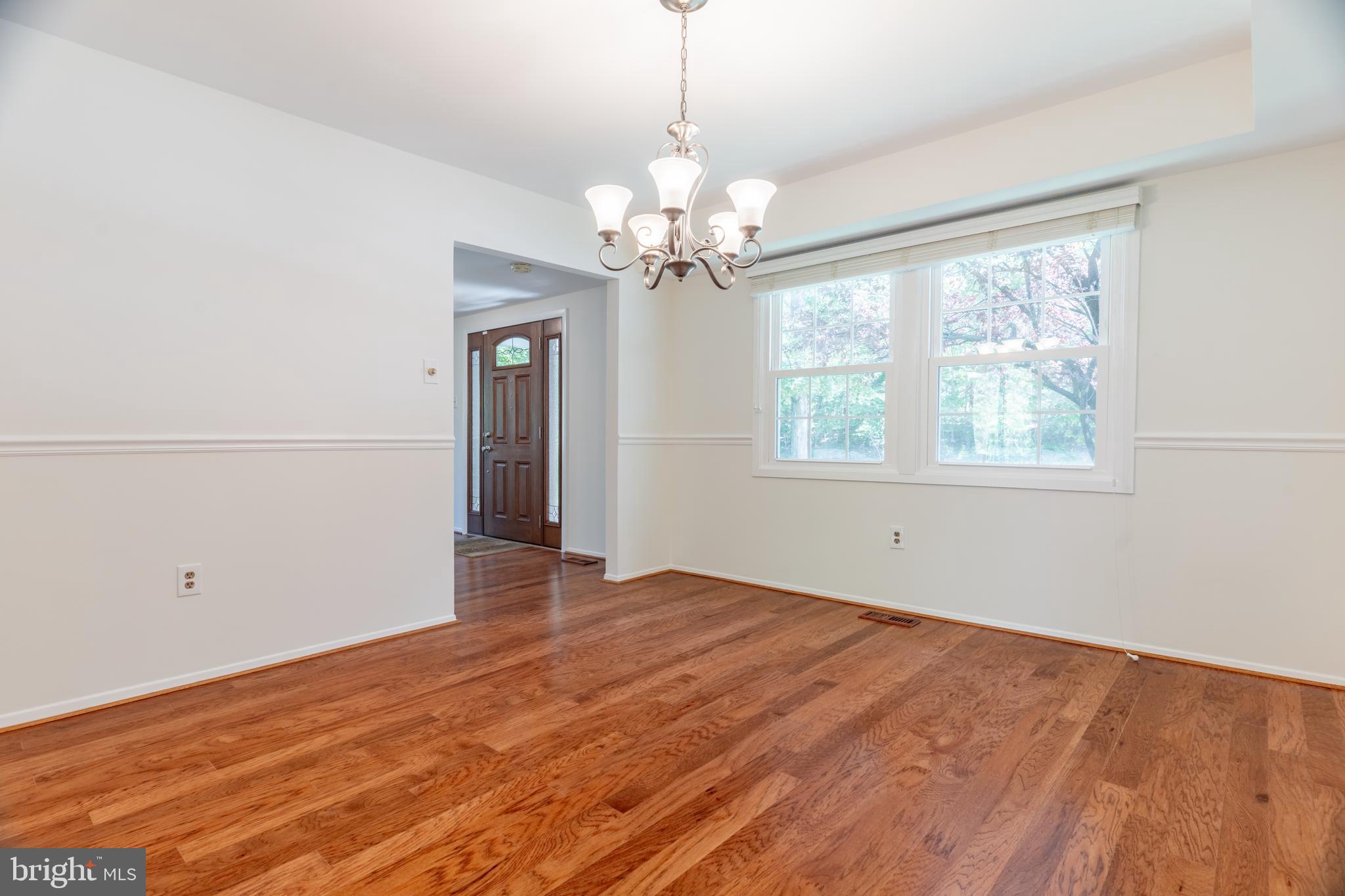 MONTPELIER - Residential