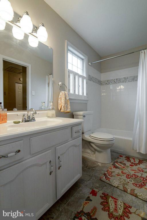 HIGH RIDGE - Residential