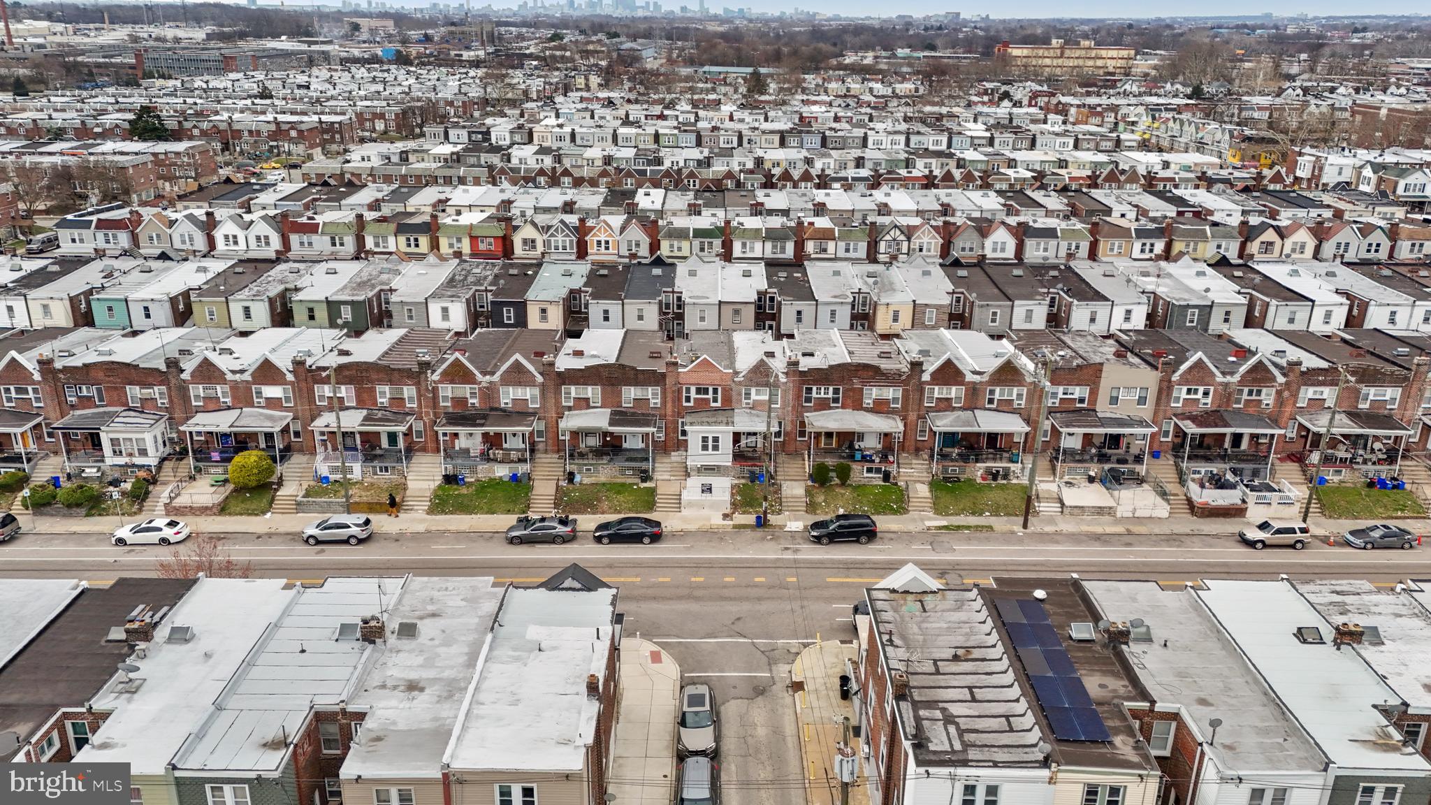 LAWNCREST - Residential