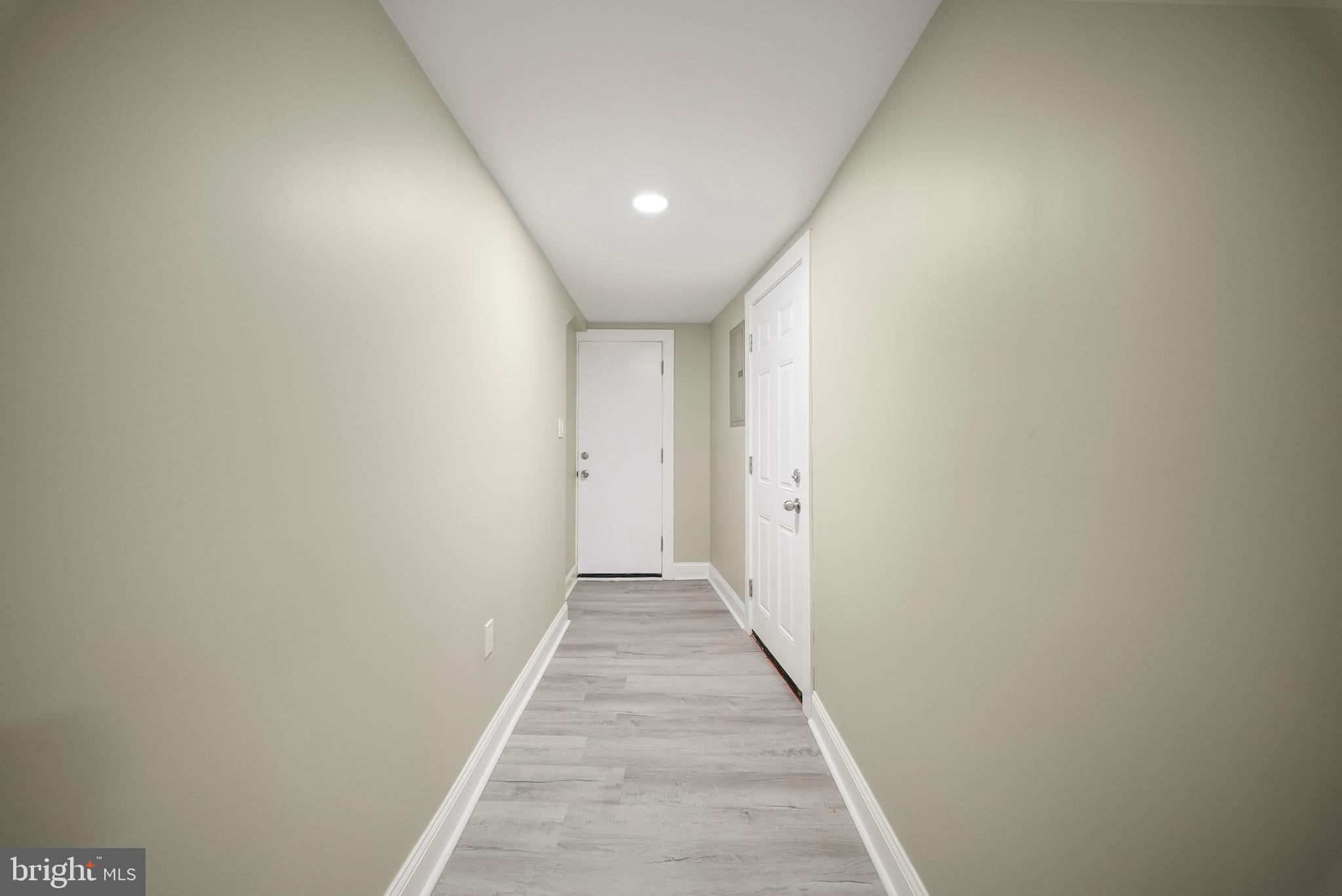 LAWNCREST - Residential