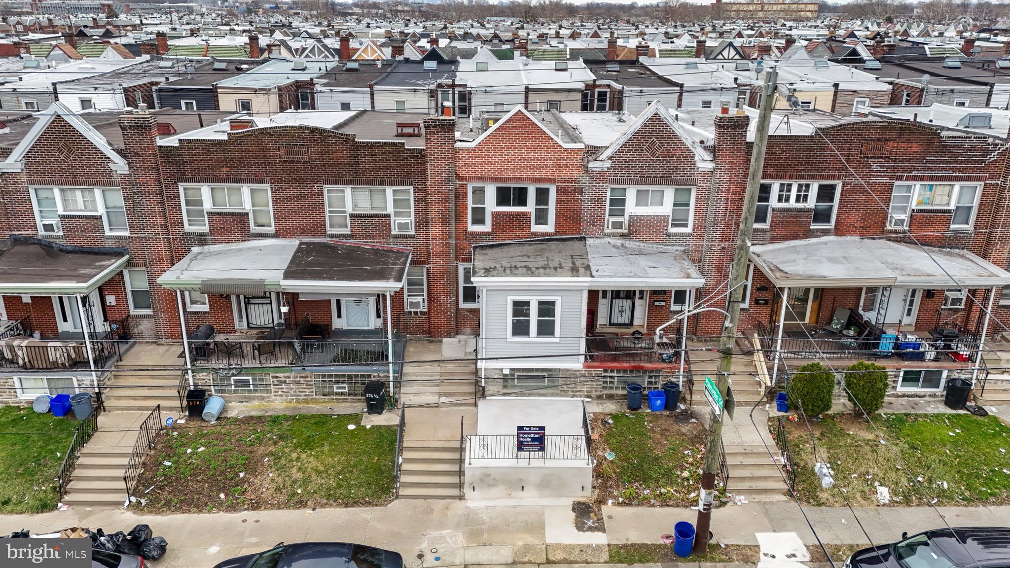 LAWNCREST - Residential