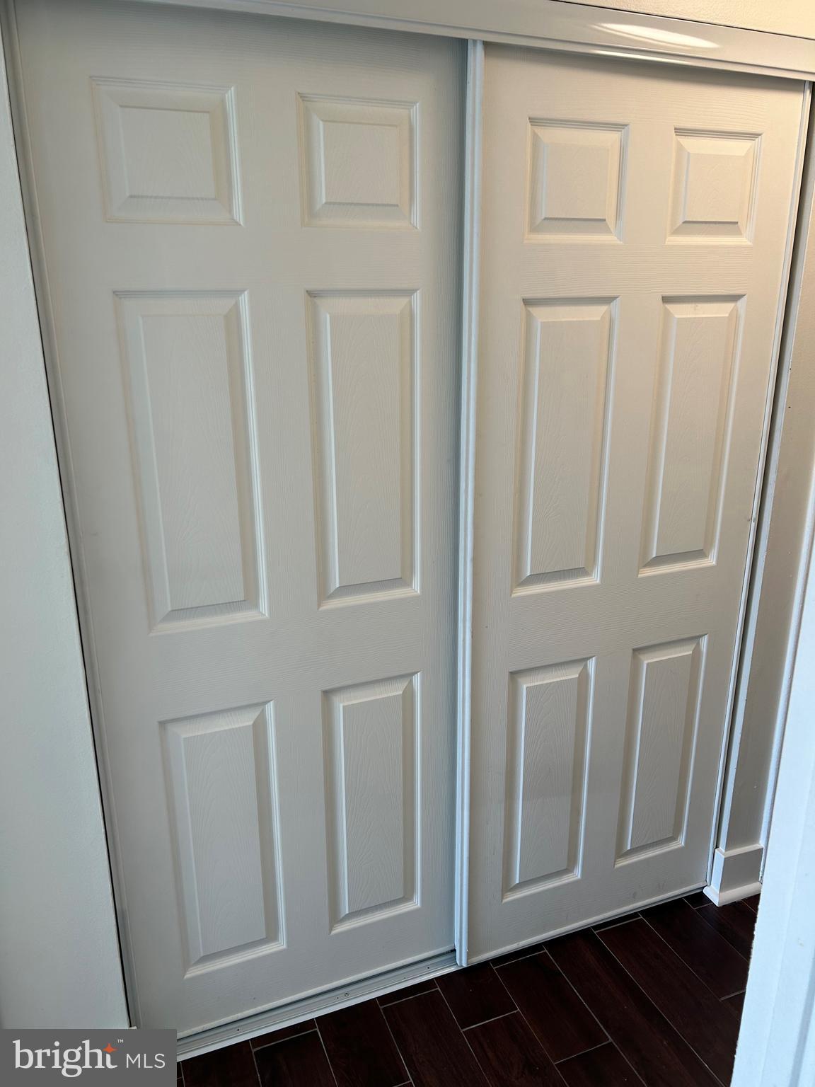 HERONS COVE - Residential