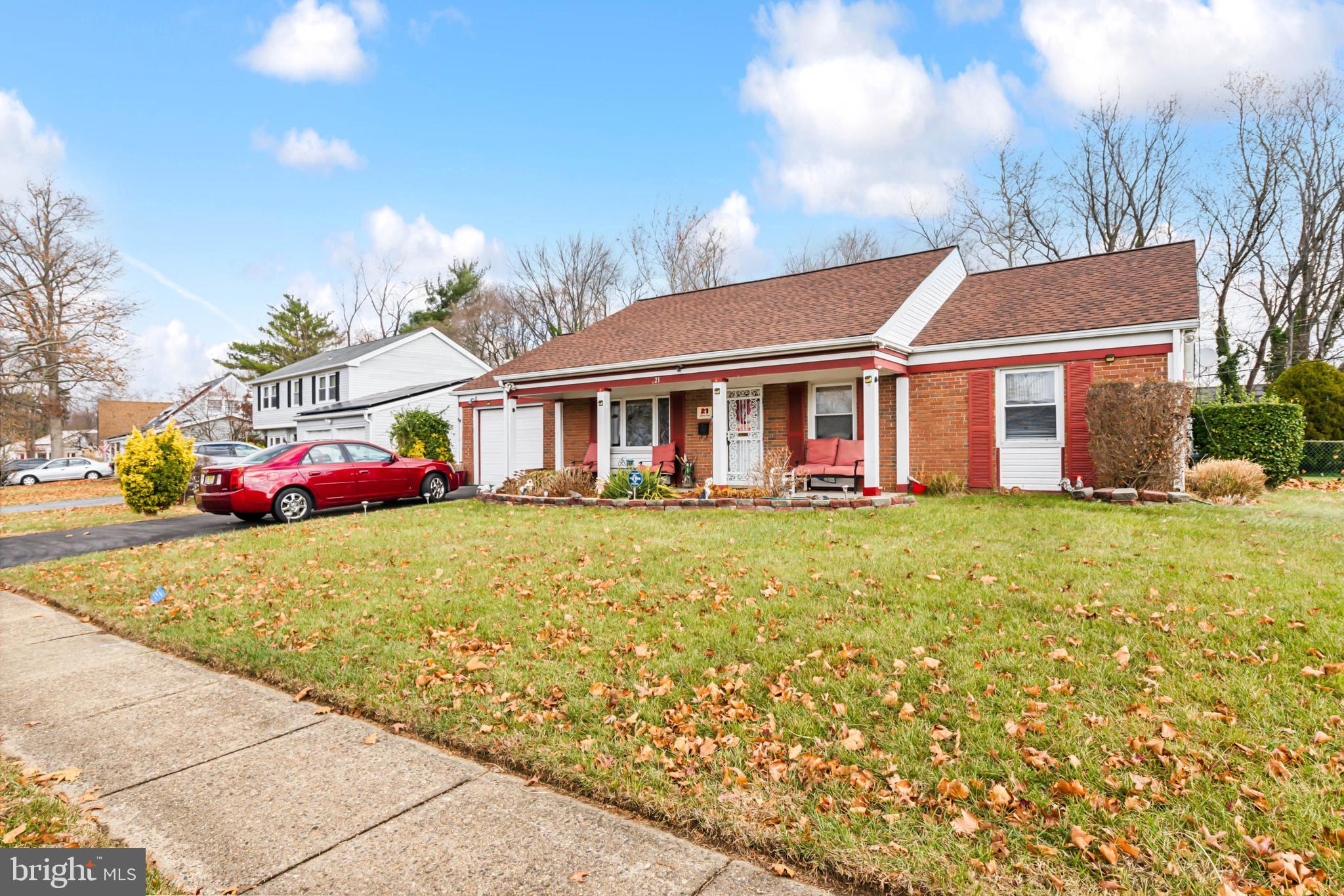 21 GENESEE LANE