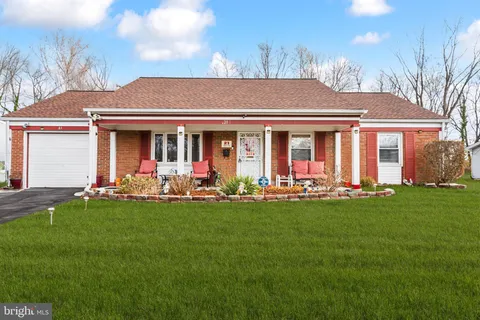 21 Genesee Lane, Willingboro, NJ 08046 - #: NJBL2077350