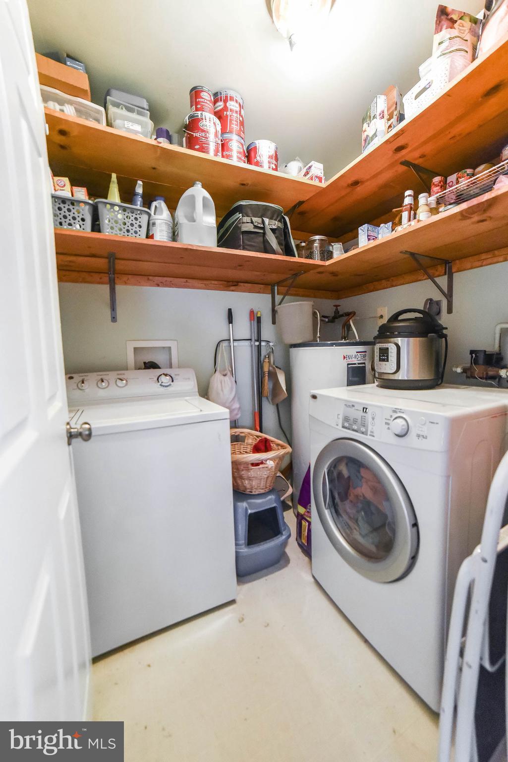 PLEASANT SPRINGS - Residential