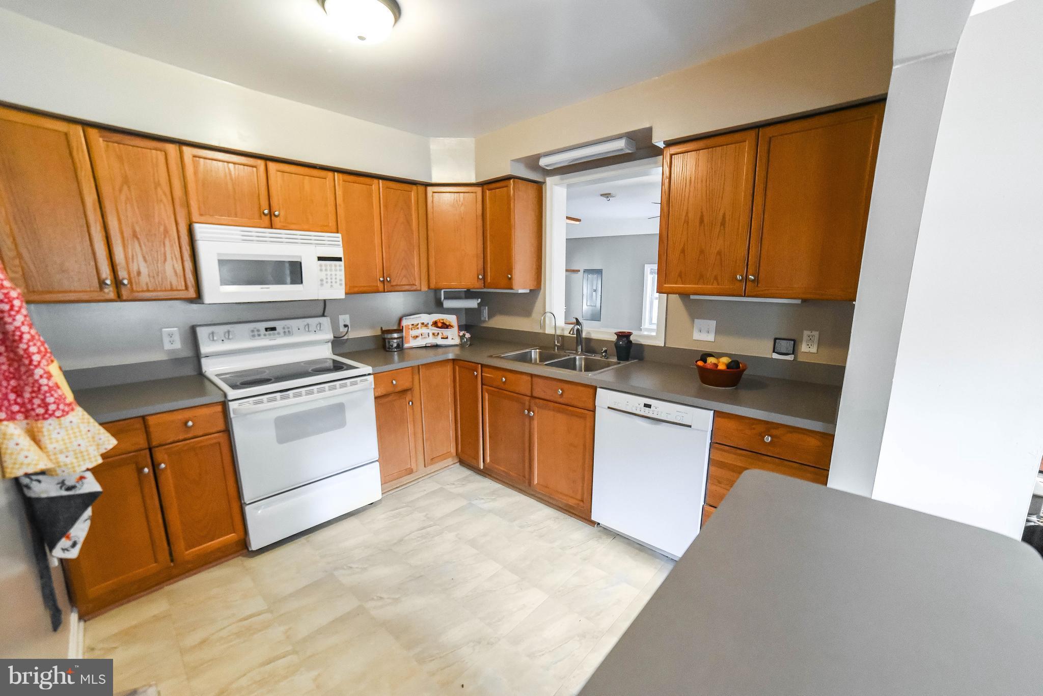 PLEASANT SPRINGS - Residential