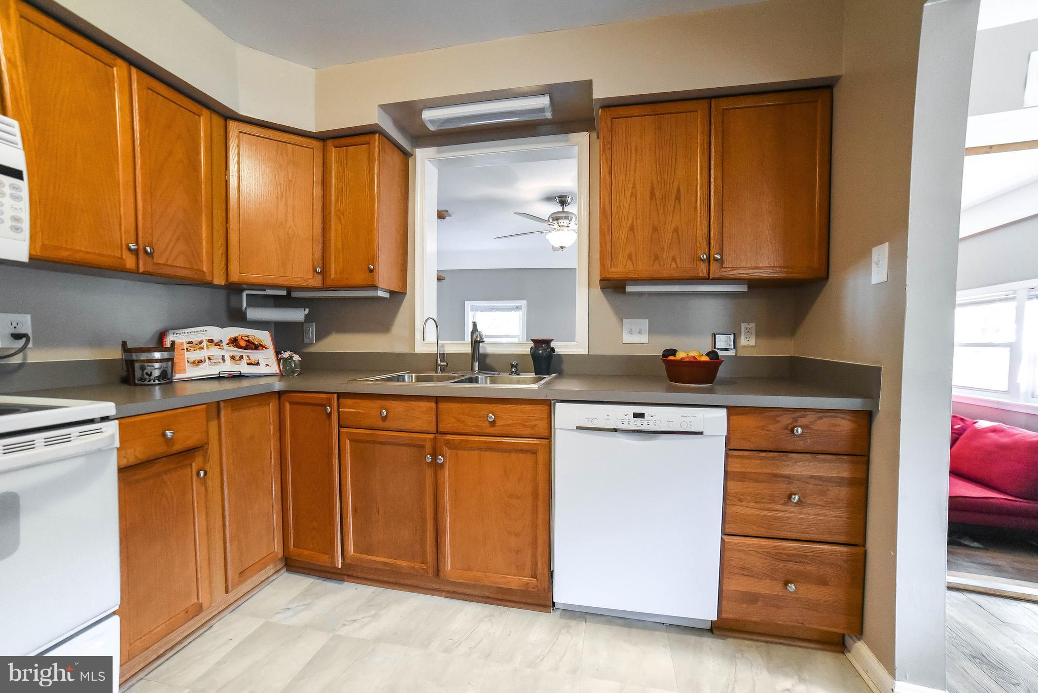 PLEASANT SPRINGS - Residential