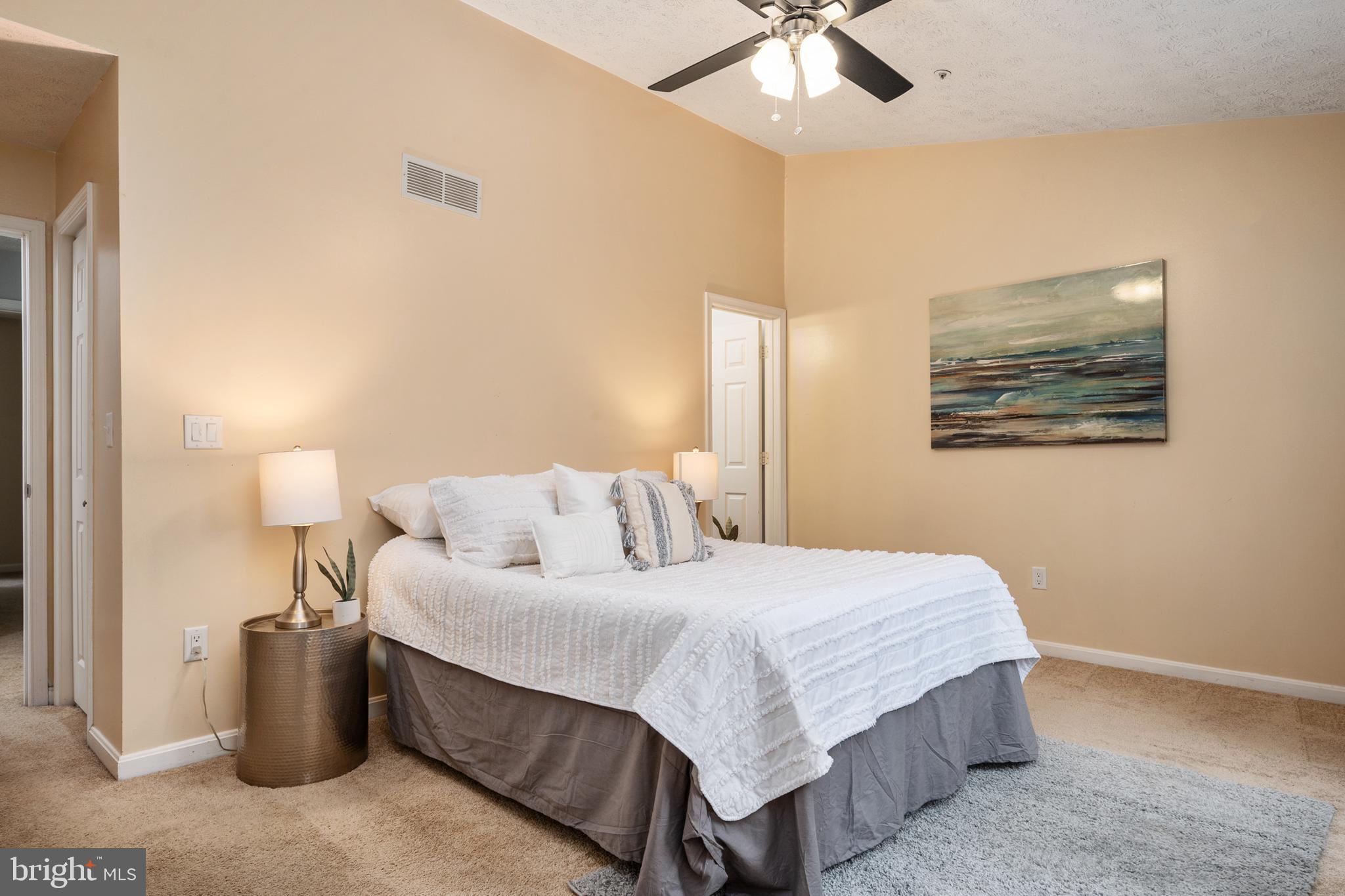 SEVEN OAKS - Residential Lease