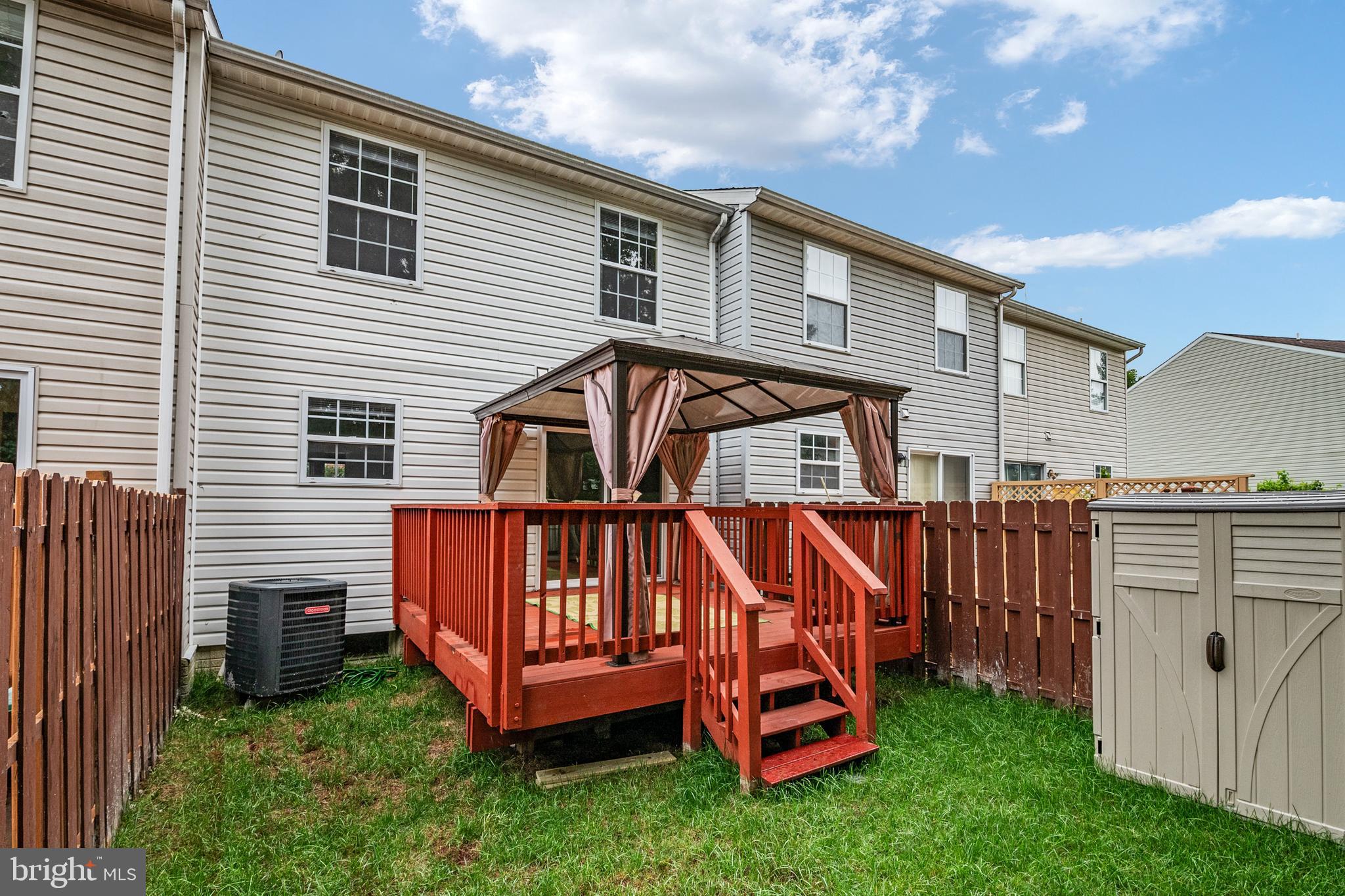 SEVEN OAKS - Residential Lease