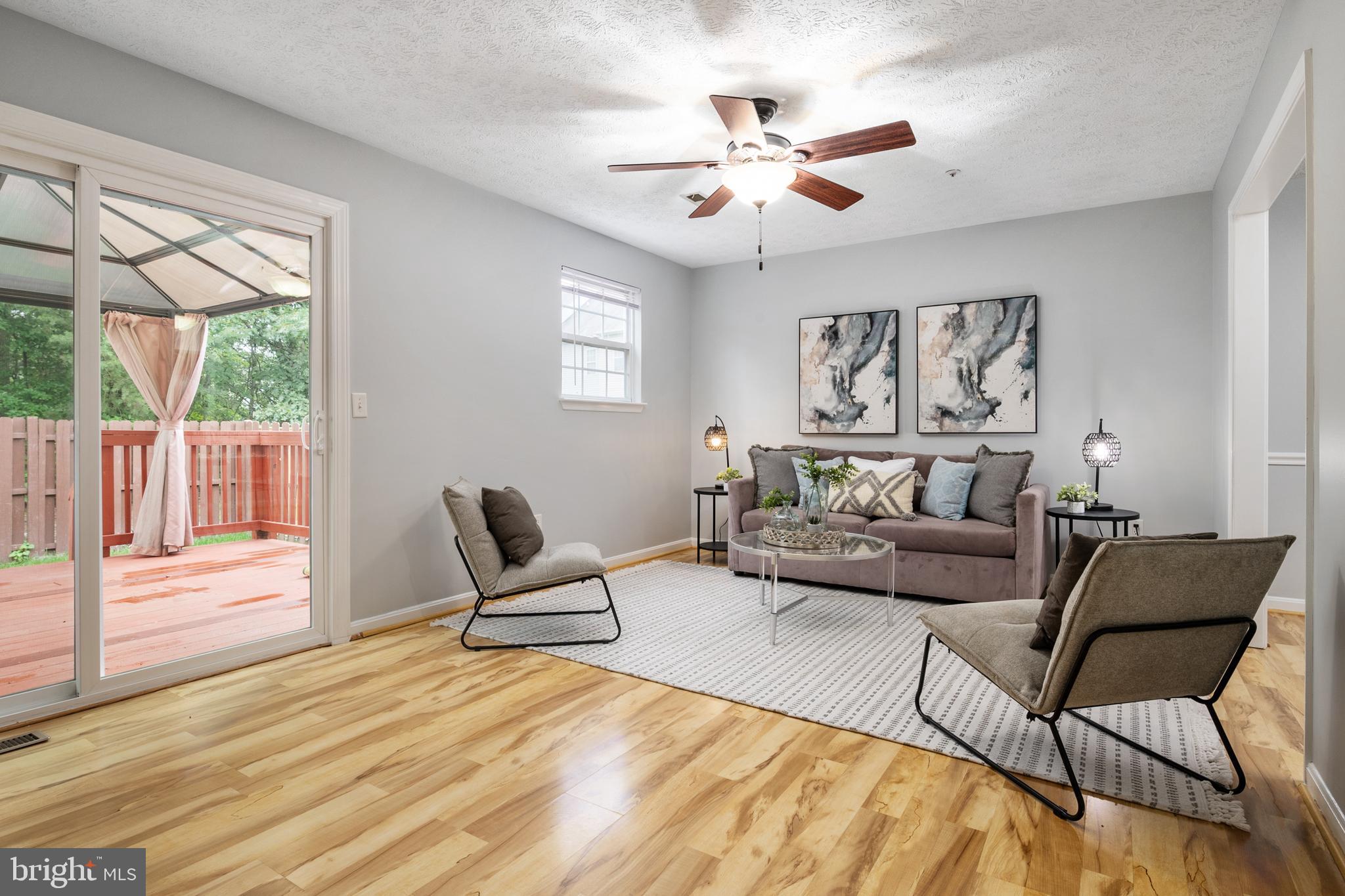 SEVEN OAKS - Residential Lease