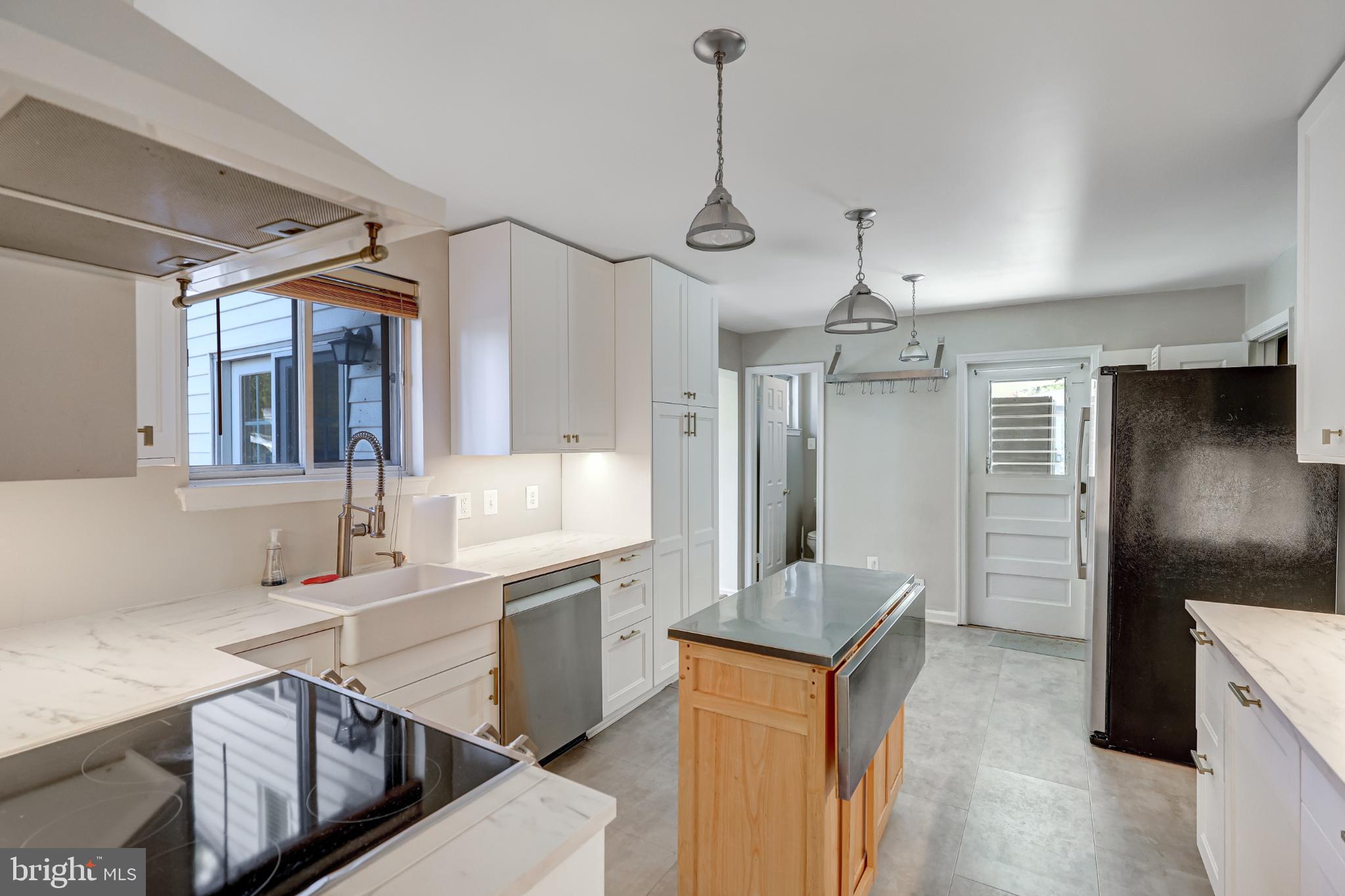 KINGS PARK - Residential Lease