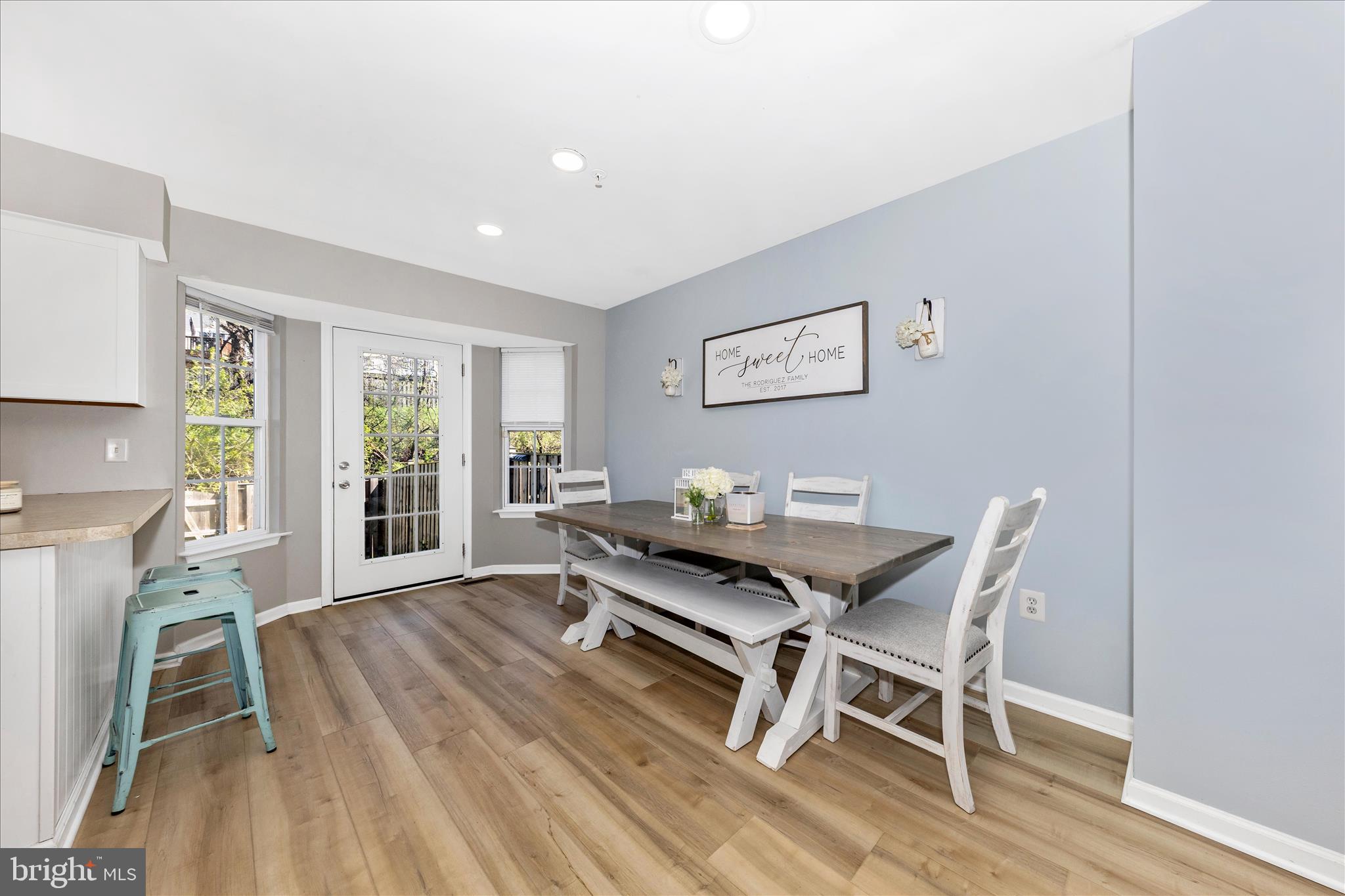 SPRING RIDGE - Residential