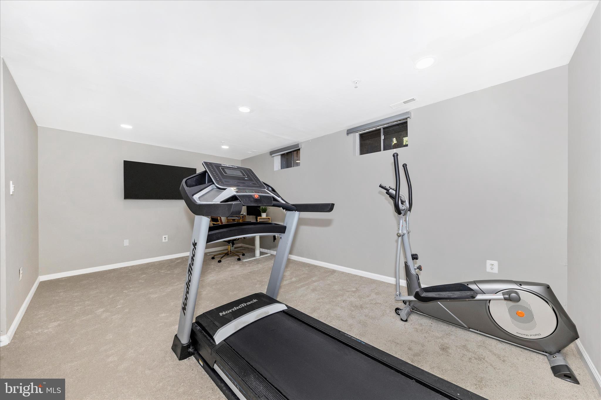 SPRING RIDGE - Residential