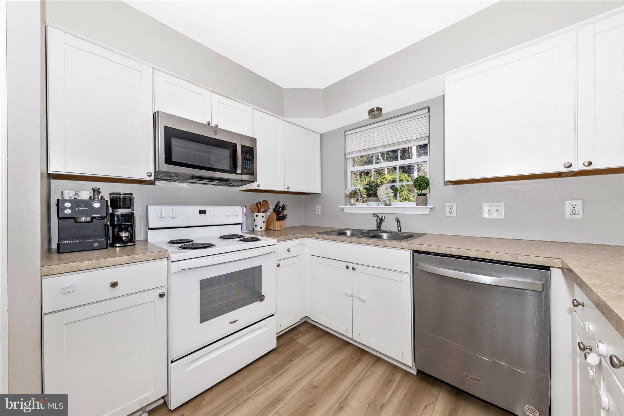 SPRING RIDGE - Residential