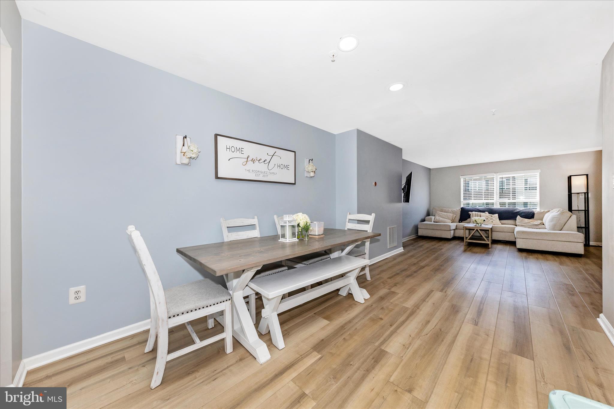 SPRING RIDGE - Residential