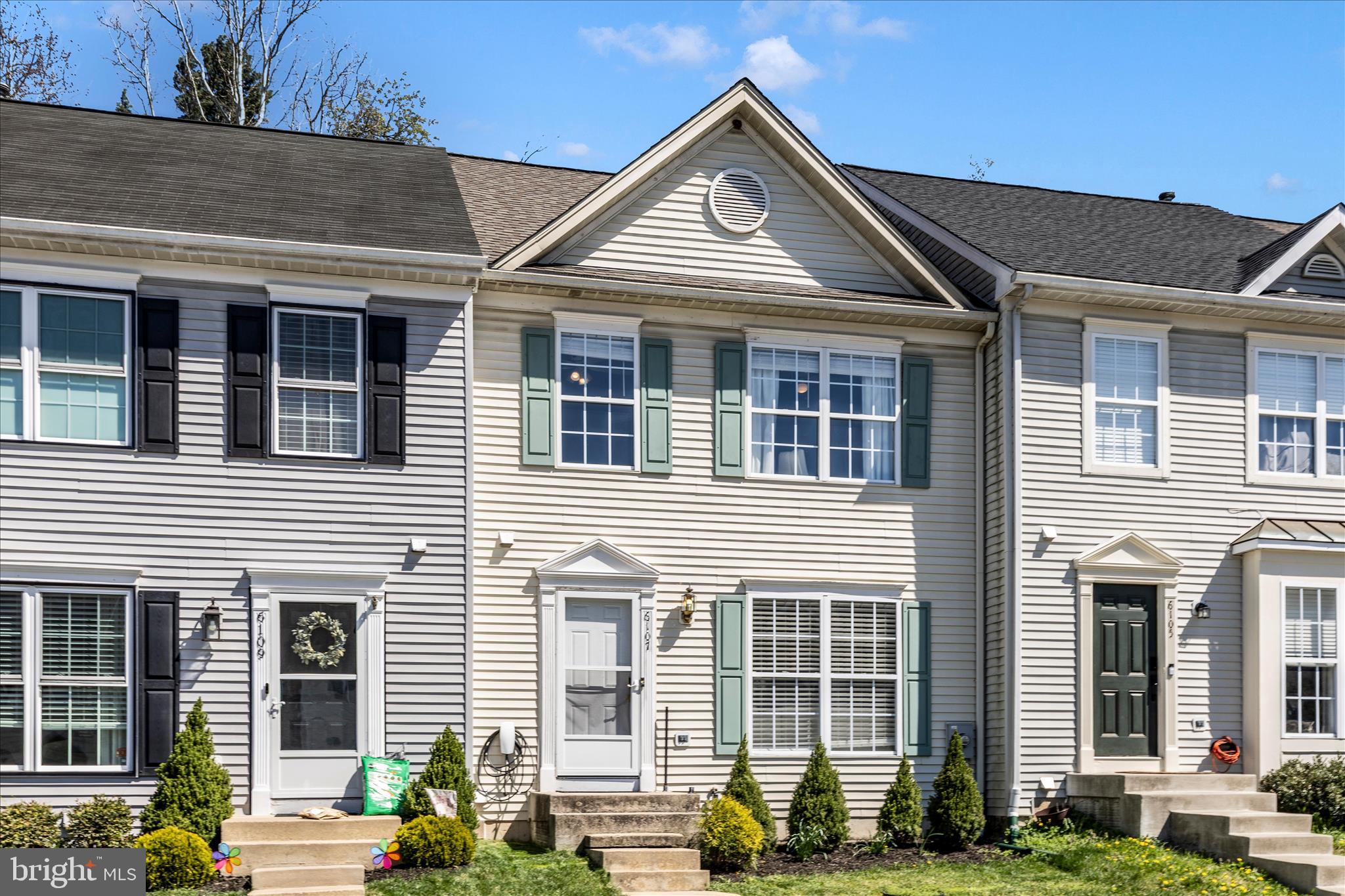 SPRING RIDGE - Residential